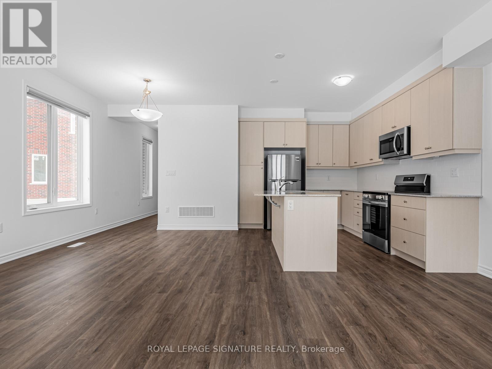 1747 Mineral Springs Way, Pickering, Ontario  L1X 0J2 - Photo 15 - E12723688