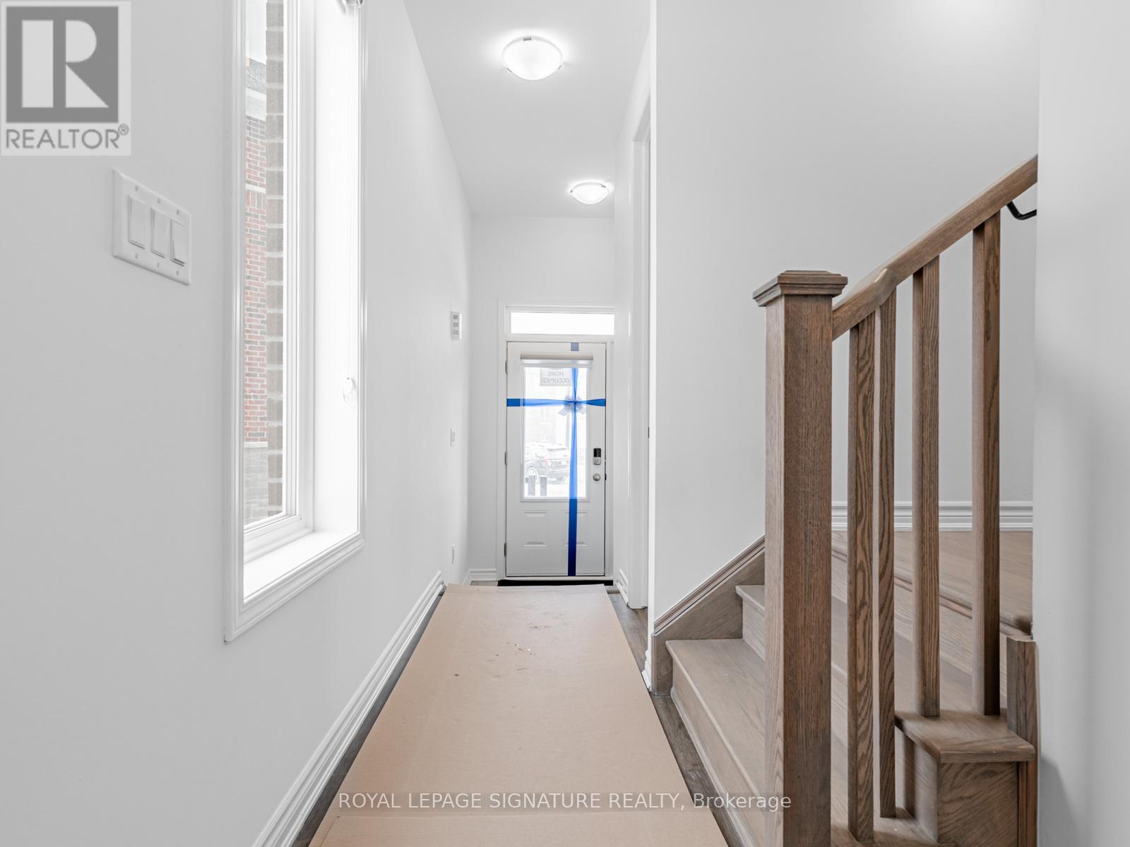 1747 Mineral Springs Way, Pickering, Ontario  L1X 0J2 - Photo 3 - E12723688