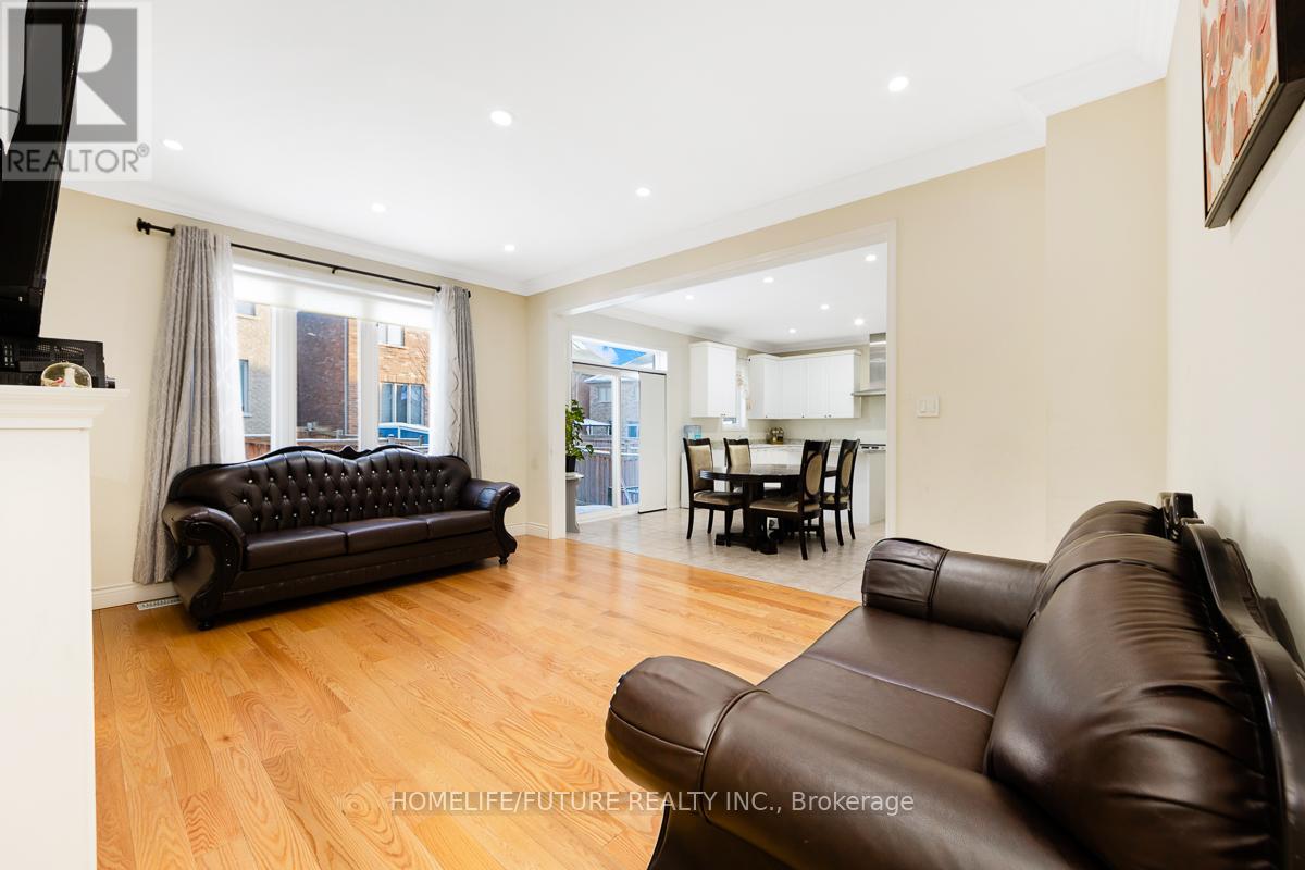 18 Stockell Crescent, Ajax, Ontario  L1T 0M5 - Photo 8 - E12723762