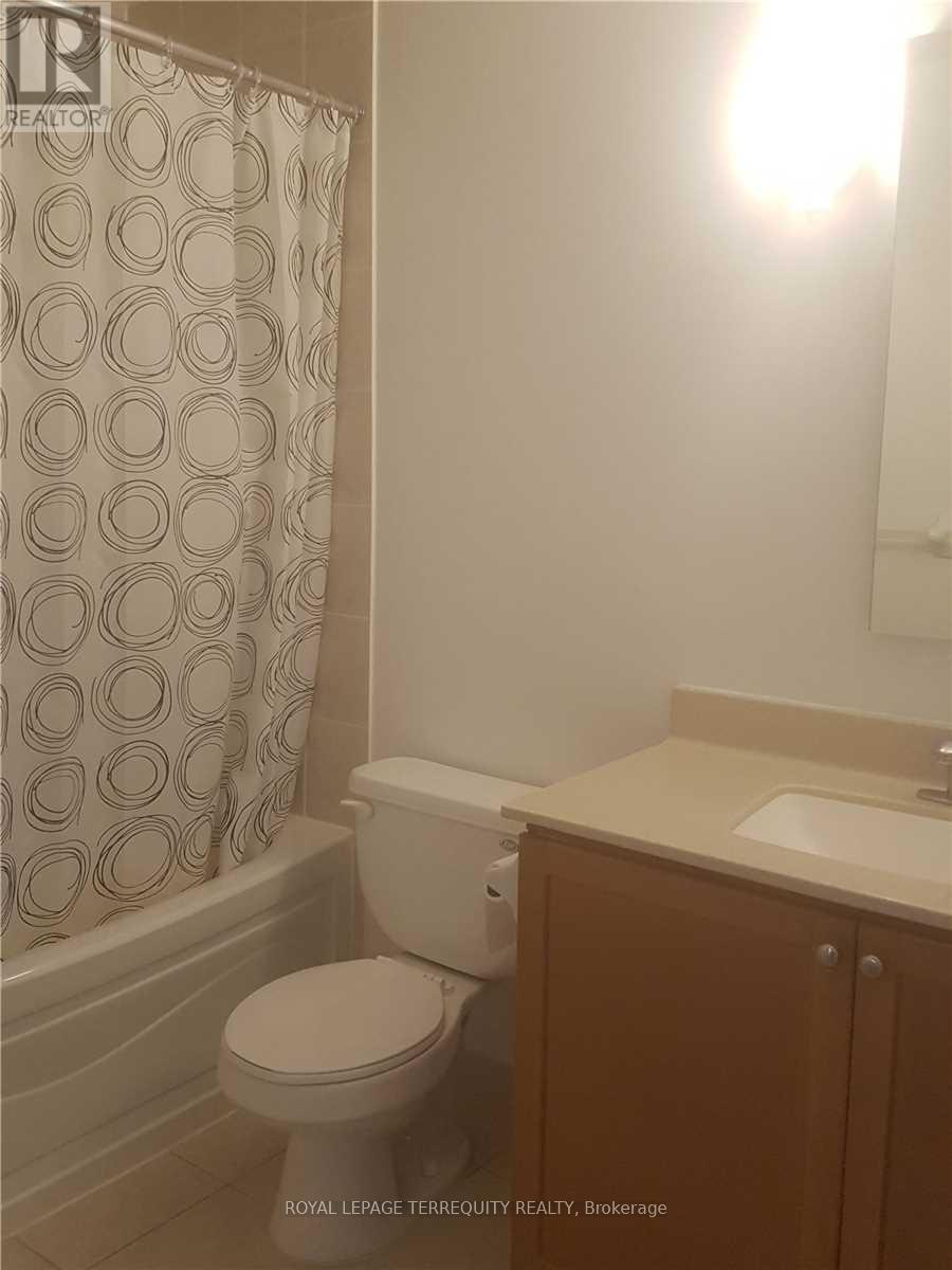 1215 - 238 Bonis Avenue, Toronto, Ontario  M1T 3W7 - Photo 5 - E12723780