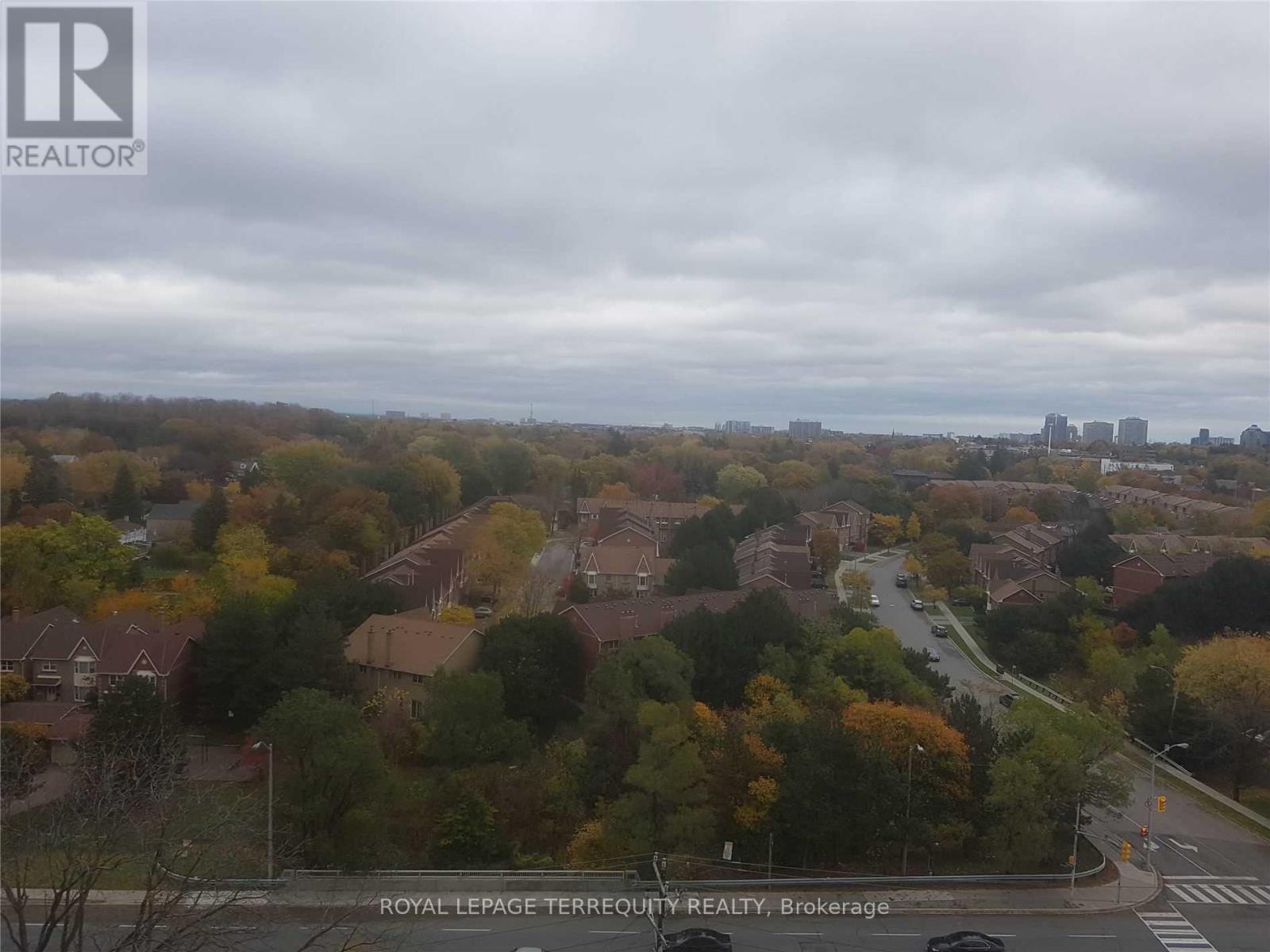 1215 - 238 Bonis Avenue, Toronto, Ontario  M1T 3W7 - Photo 7 - E12723780