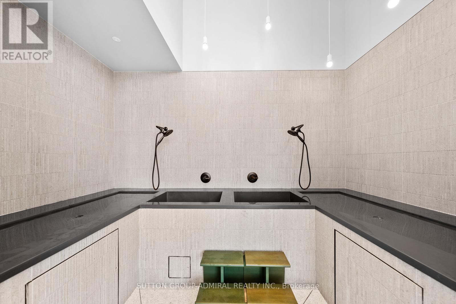 2110 - 195 Commerce Street, Vaughan, Ontario  L4K 0P9 - Photo 16 - N12723774