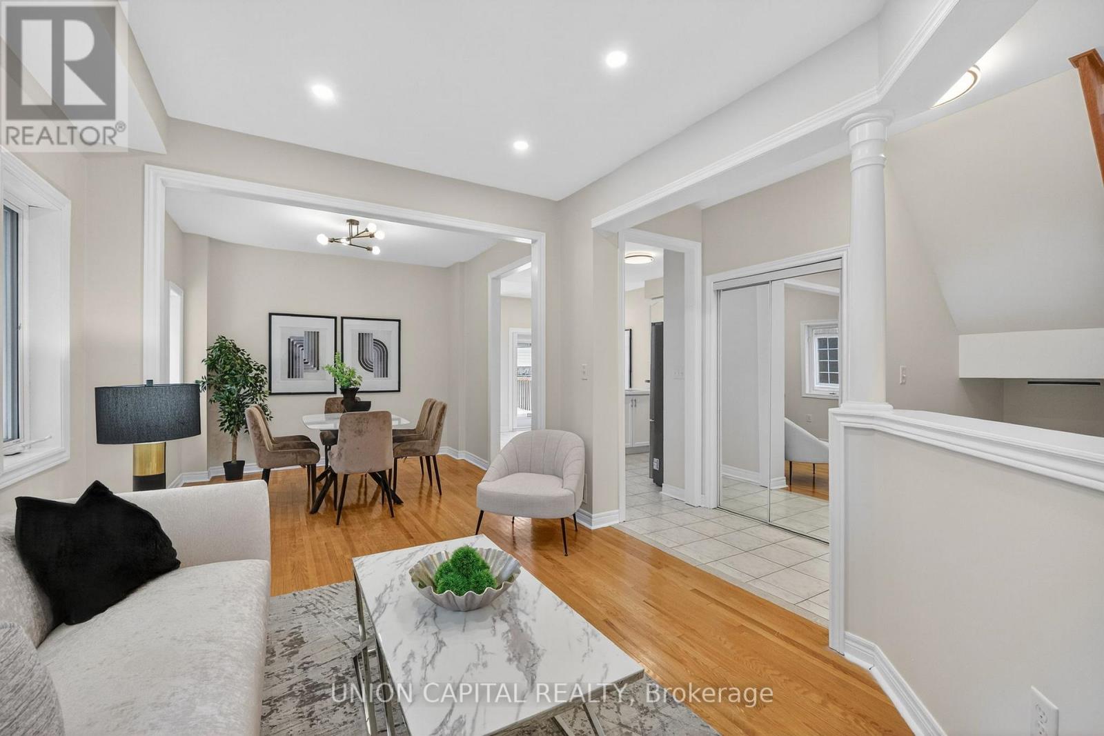 58 Golden Oak Avenue, Richmond Hill, Ontario  L4S 1Y5 - Photo 7 - N12709558