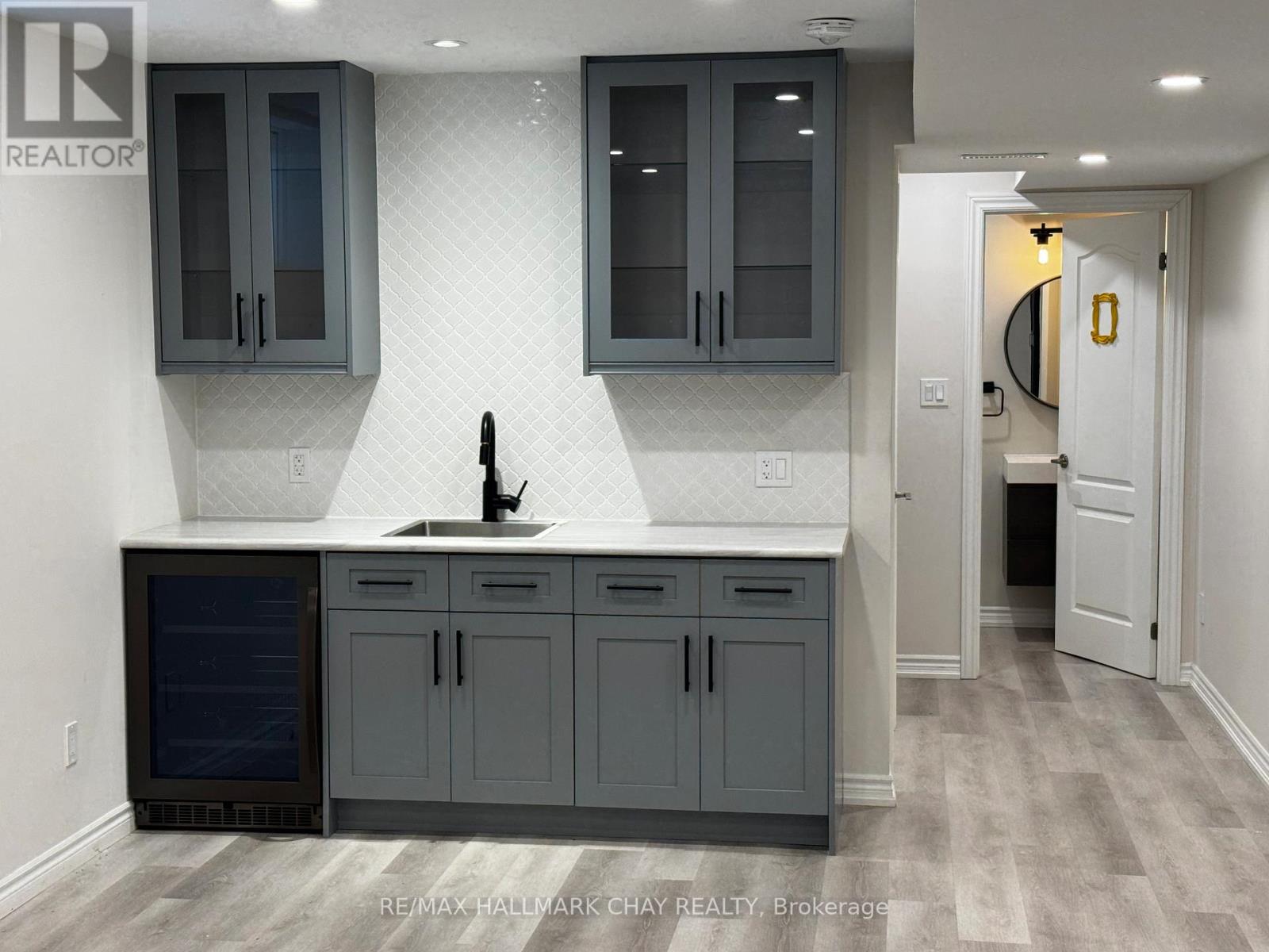 77 White Crescent, Barrie (Holly), Ontario L4N 5Z9 - Photo 12 - S12723646