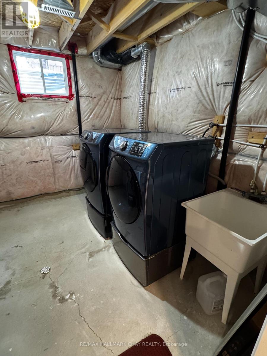 77 White Crescent, Barrie (Holly), Ontario L4N 5Z9 - Photo 32 - S12723646