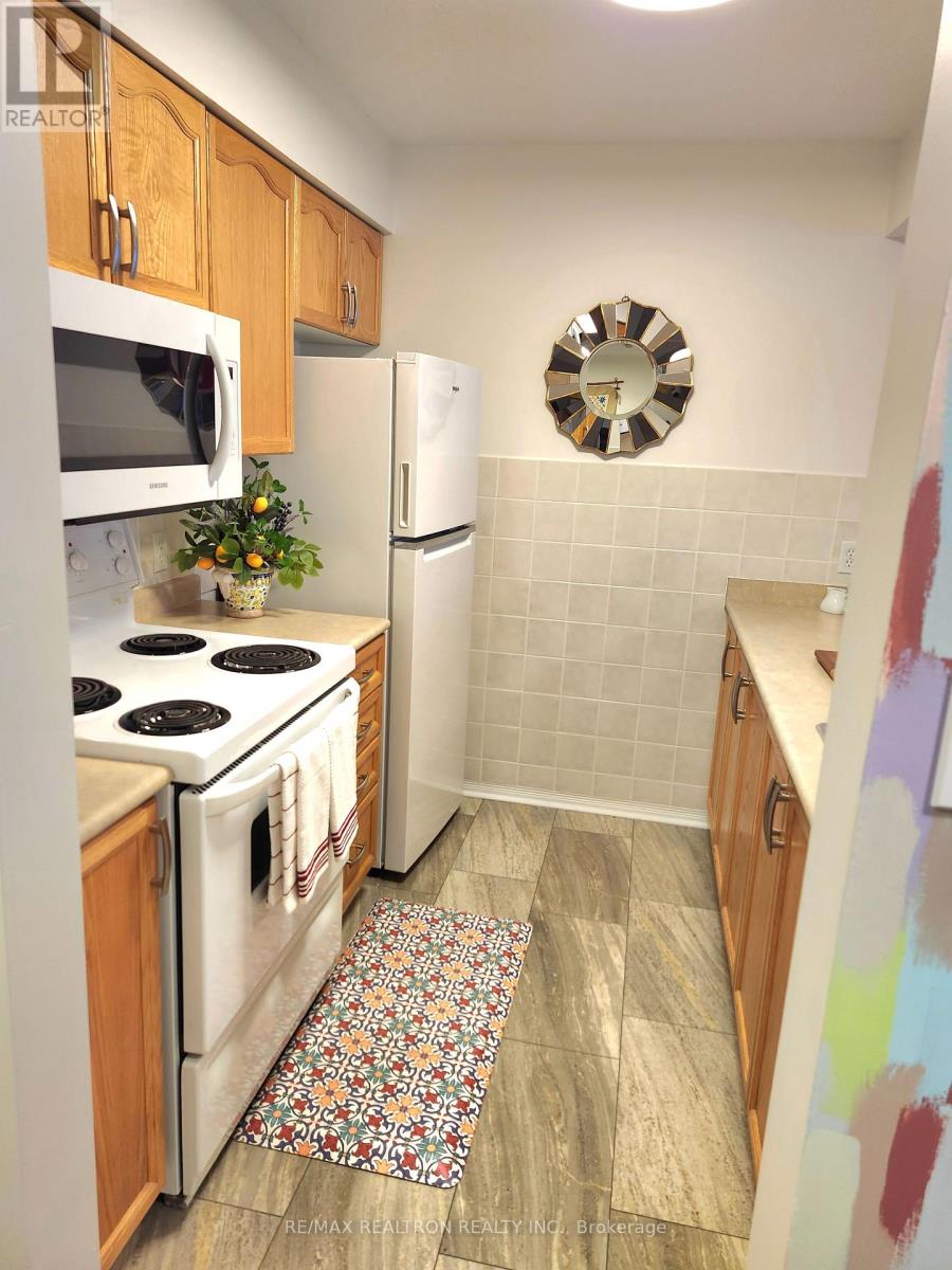 101 - 107 Bond Street, Orillia, Ontario  L3V 1J7 - Photo 5 - S12673056