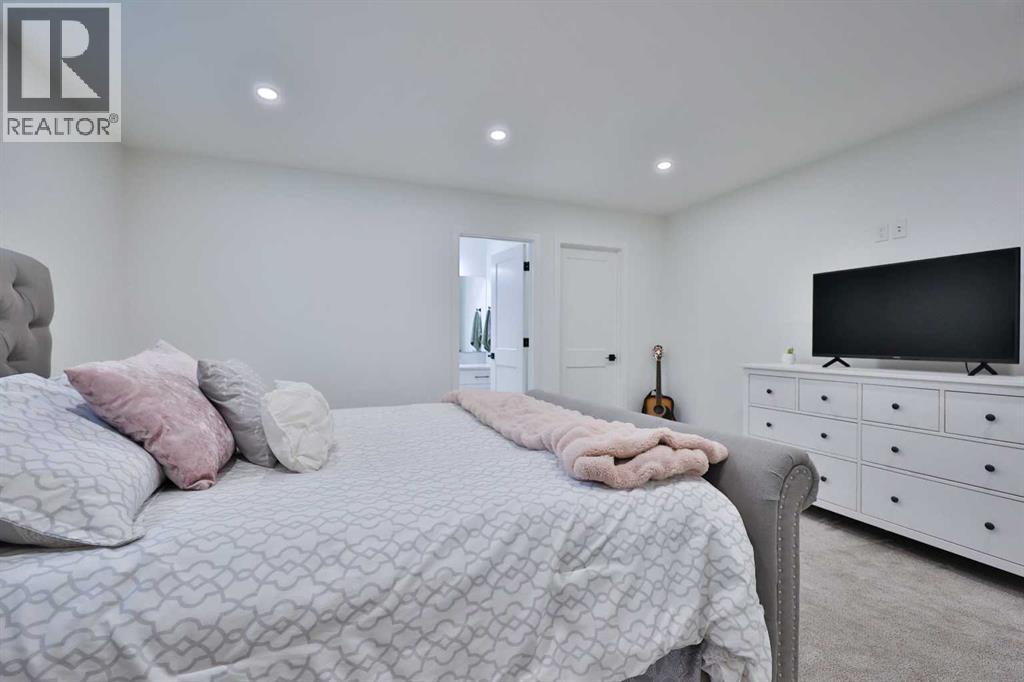 246 4a Street, Stirling, Alberta  T0K 2E0 - Photo 37 - A2280045