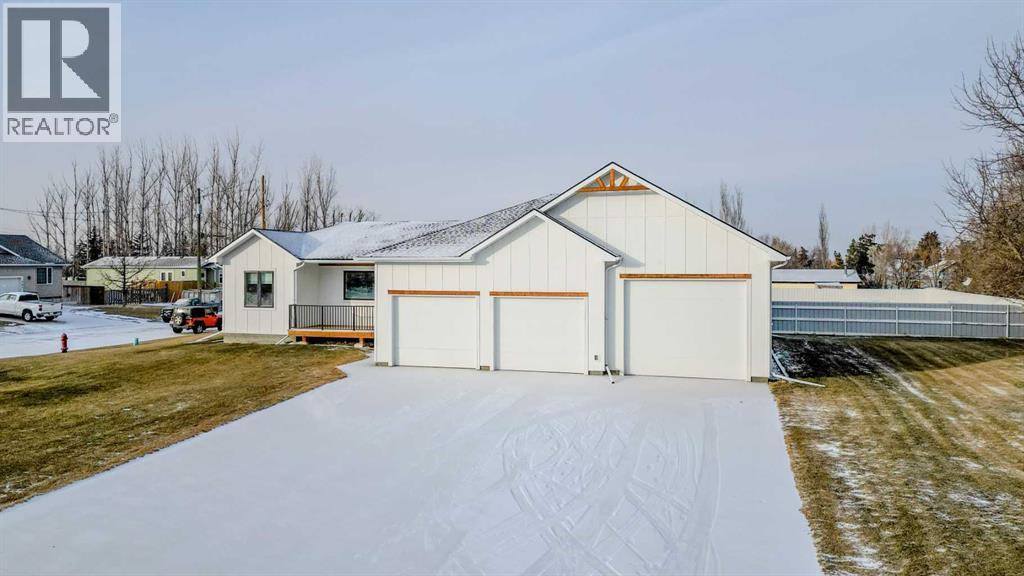 246 4a Street, Stirling, Alberta  T0K 2E0 - Photo 47 - A2280045