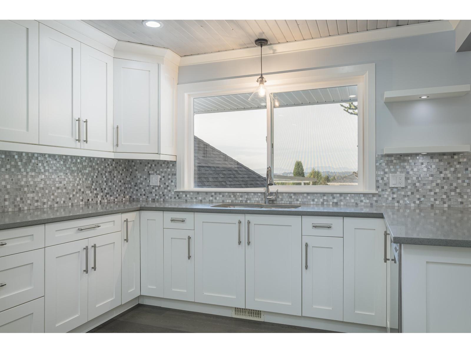 21793 48a Avenue, Langley, British Columbia  V3A 3P7 - Photo 10 - R3081840