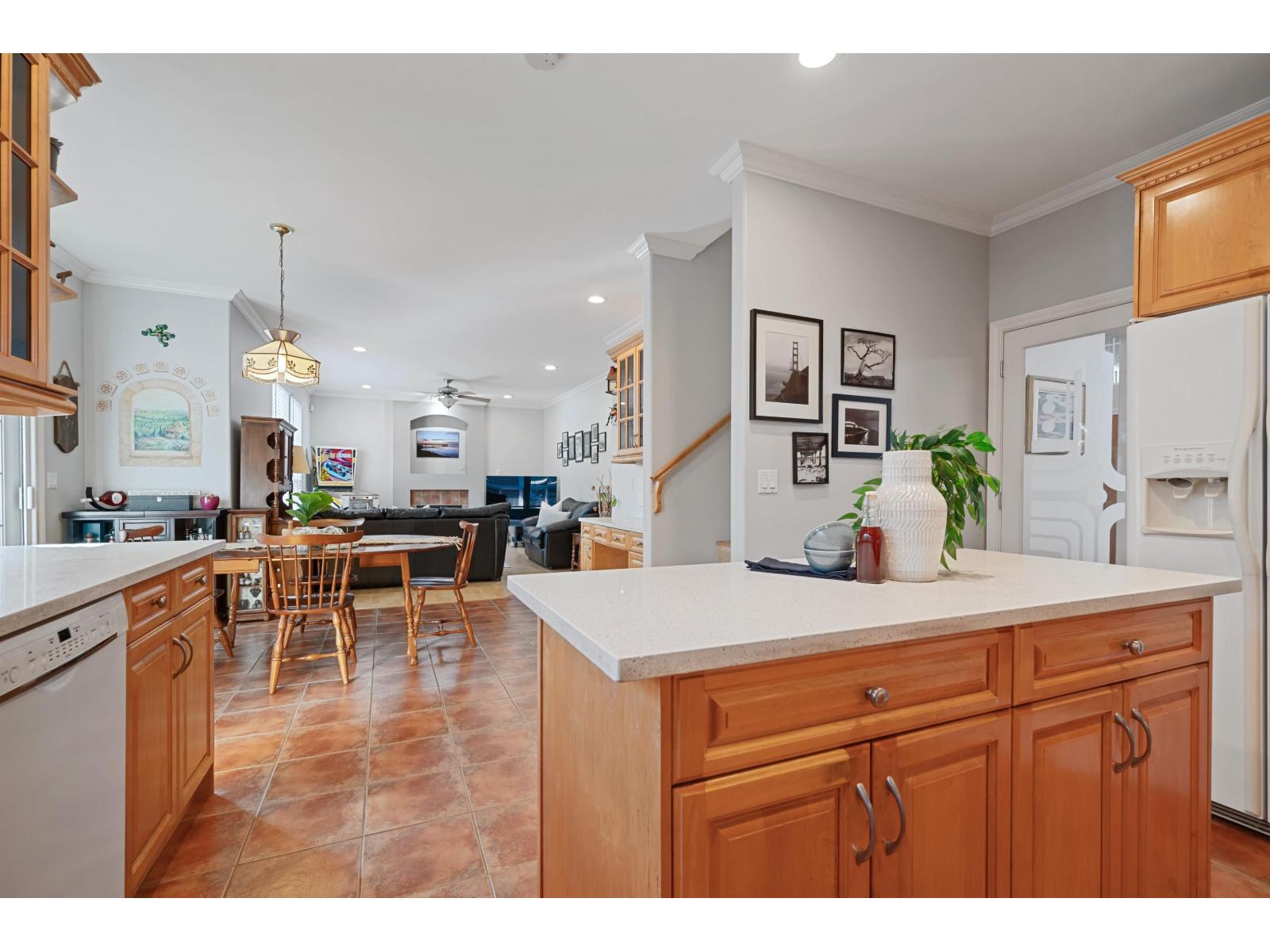 16958 80a Avenue, Surrey, British Columbia  V4N 4Y7 - Photo 9 - R3080682