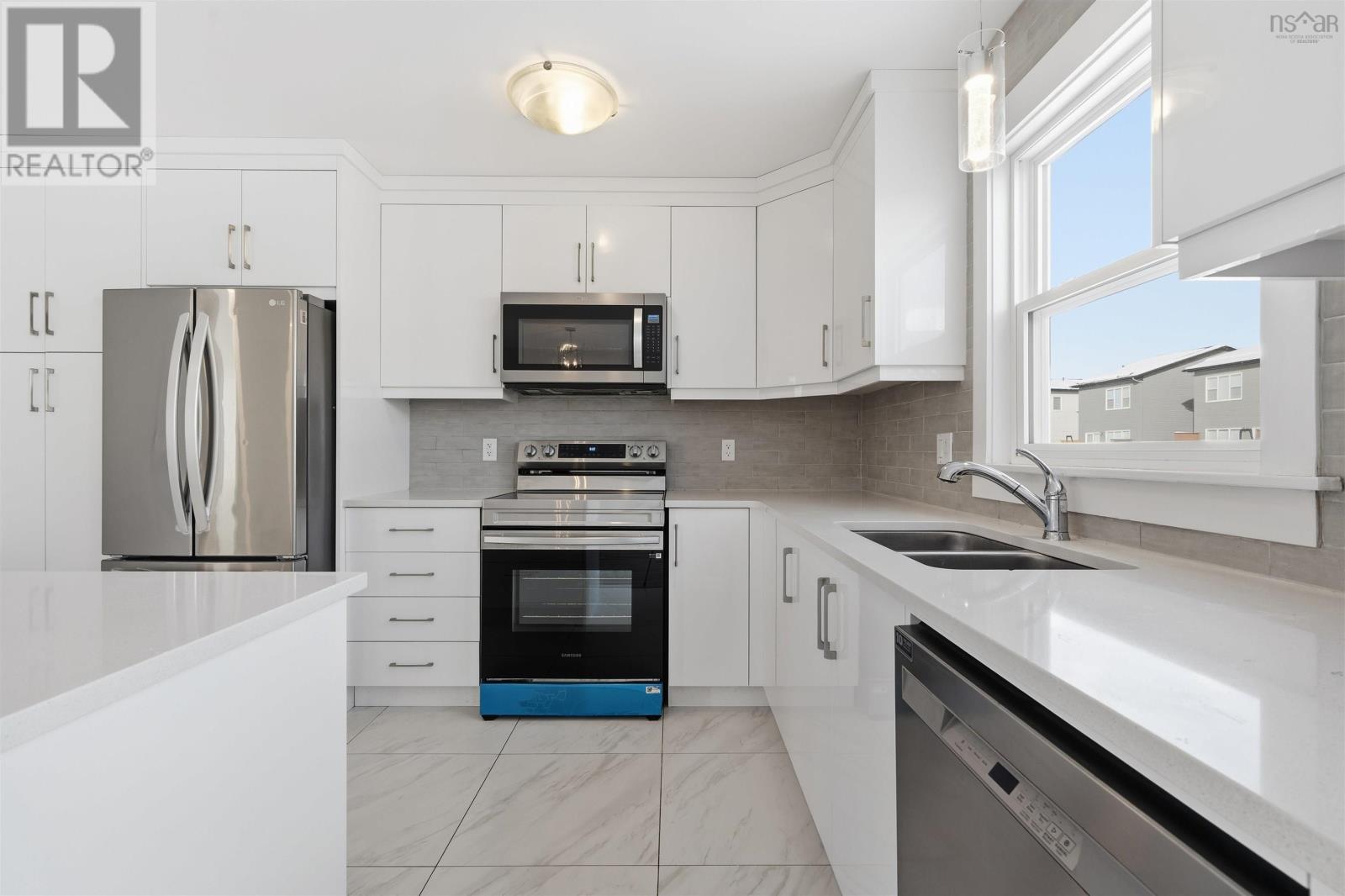 31 Travertine Court, Halifax, Nova Scotia  B3P 0J5 - Photo 20 - 202601390