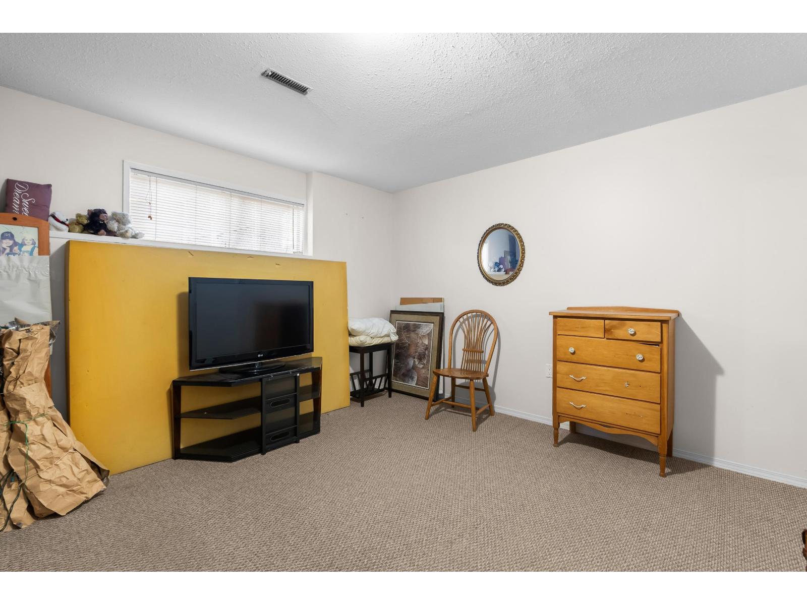 32864 Capilano Place, Abbotsford, British Columbia  V2S 7B4 - Photo 33 - R3081325