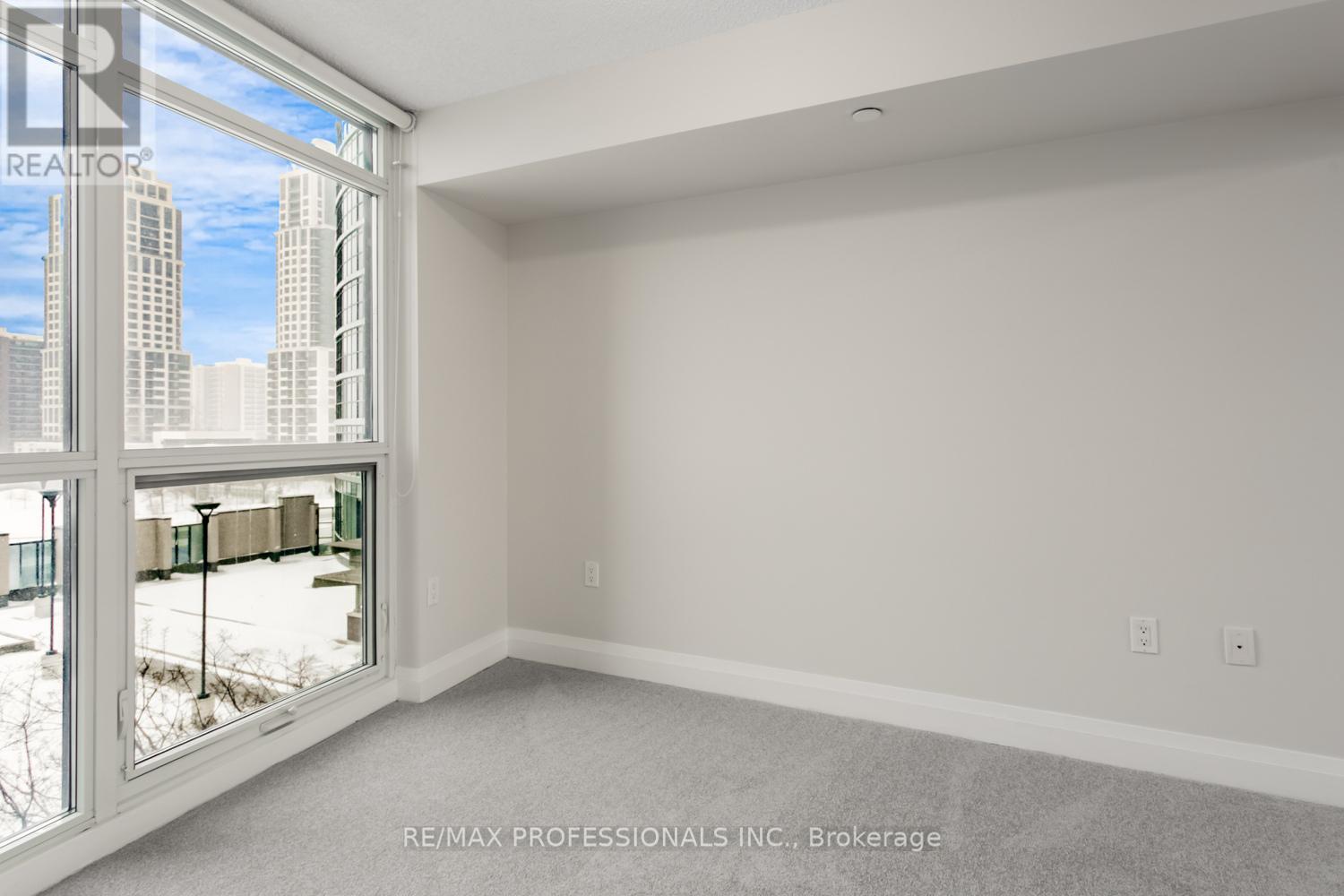 606 - 9 Valhalla Inn Road, Toronto, Ontario  M9B 0B2 - Photo 19 - W12723602