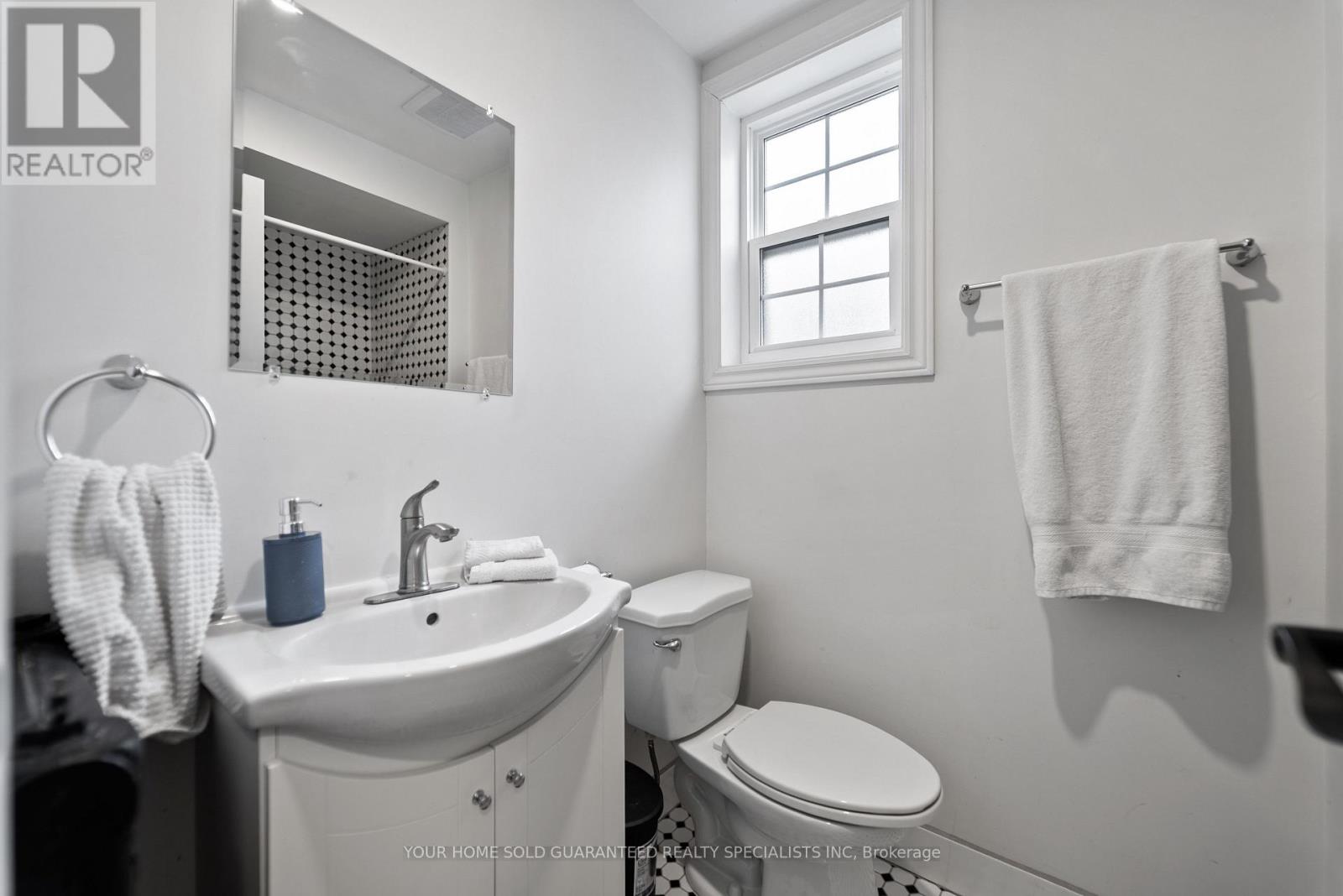 2014 Edinburg Drive, Burlington, Ontario  L7R 2C9 - Photo 36 - W12723608