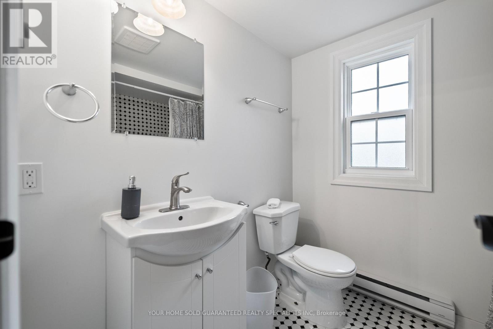 2014 Edinburg Drive, Burlington, Ontario  L7R 2C9 - Photo 40 - W12723608