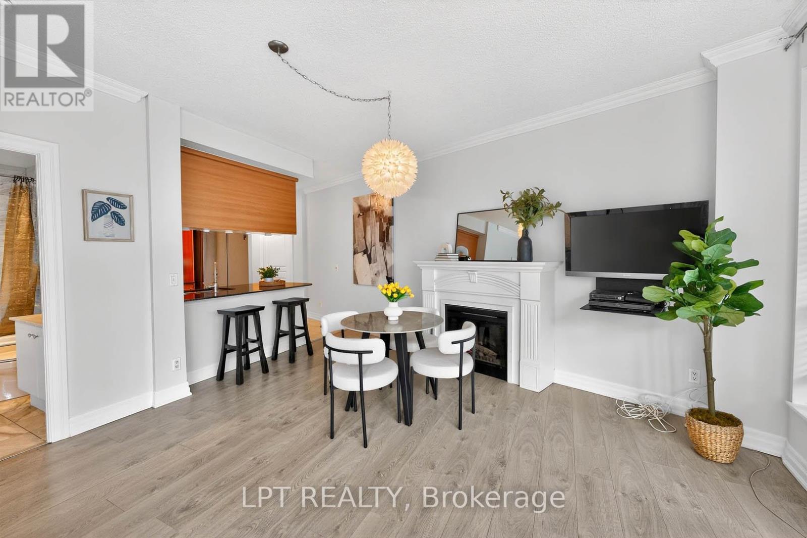 812 - 2083 Lake Shore Boulevard W, Toronto, Ontario  M8V 4G2 - Photo 21 - W12723654