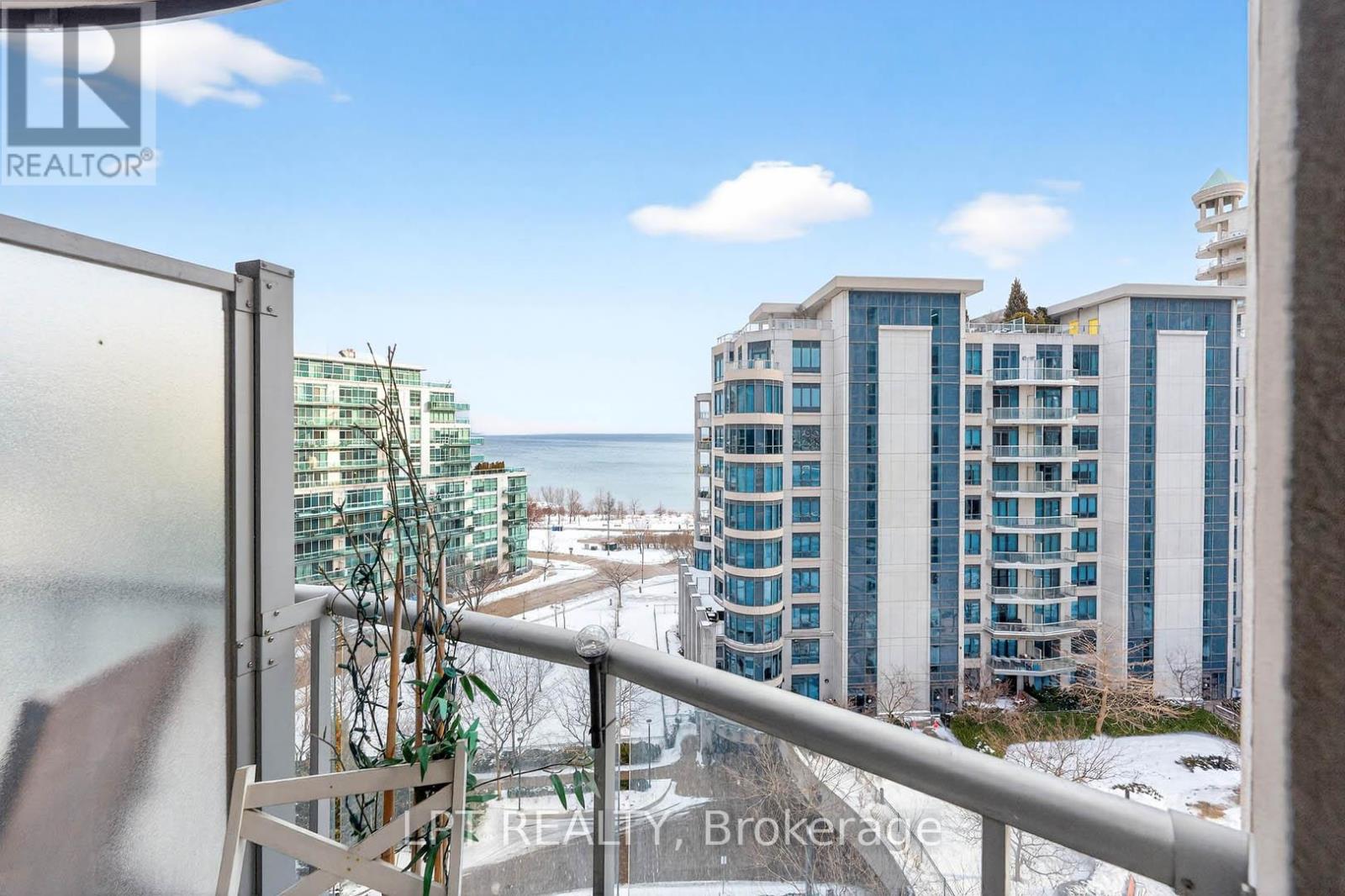 812 - 2083 Lake Shore Boulevard W, Toronto, Ontario  M8V 4G2 - Photo 9 - W12723654