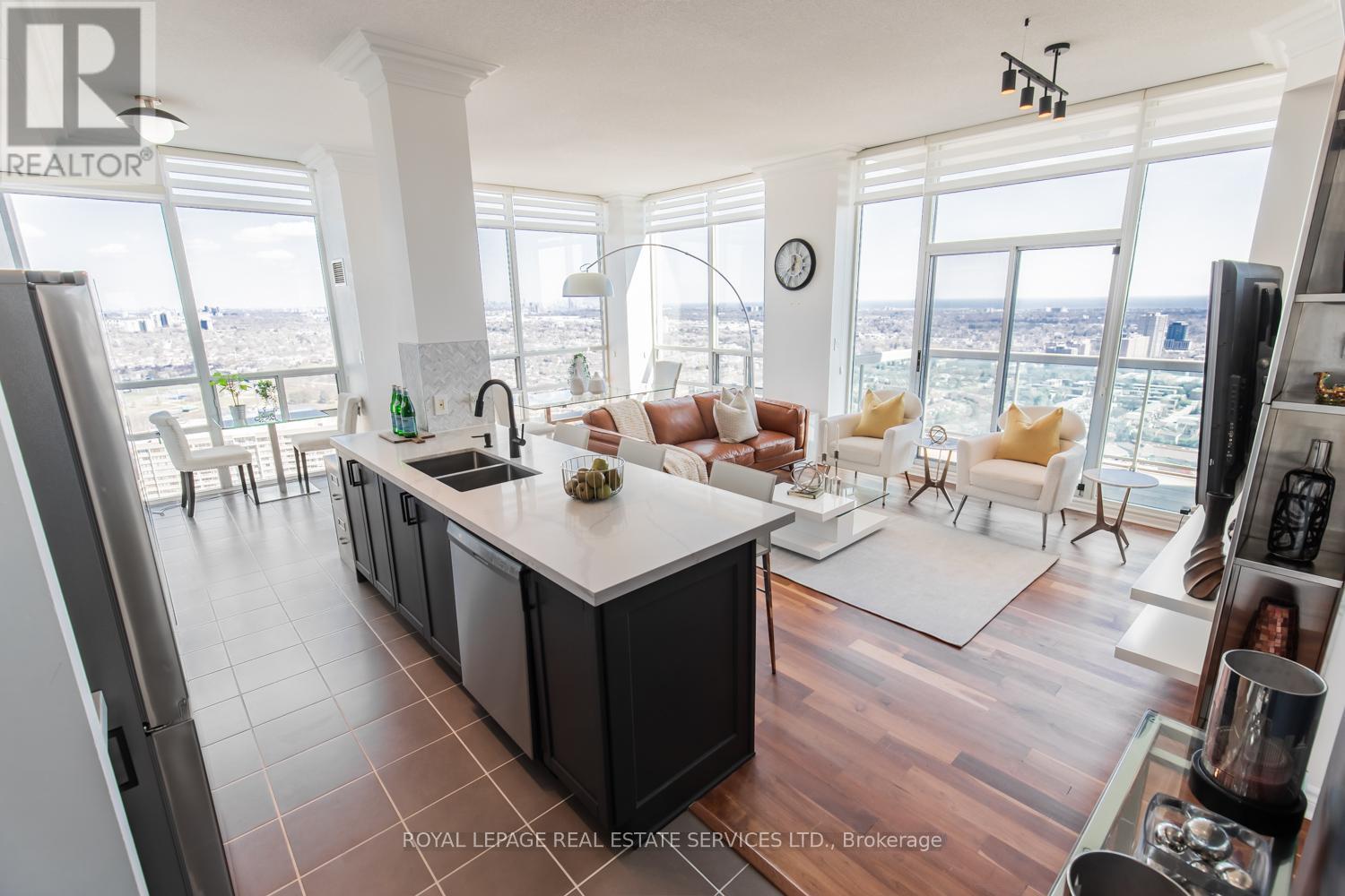 3702 - 3504 Hurontario Street, Mississauga, Ontario  L5B 0B9 - Photo 21 - W12723678