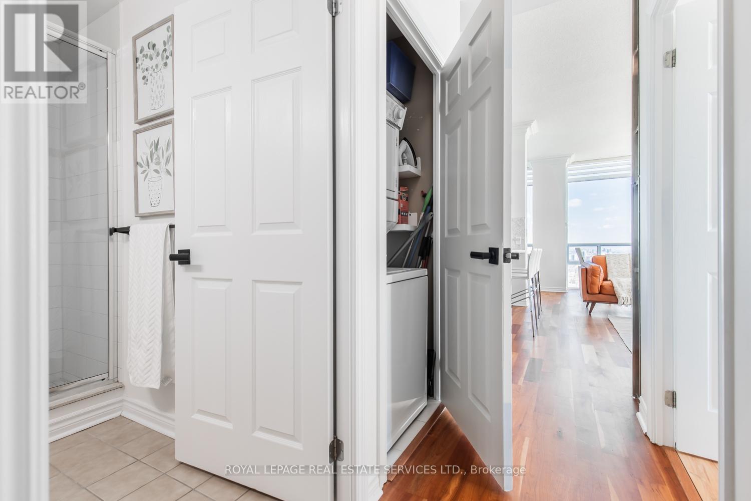 3702 - 3504 Hurontario Street, Mississauga, Ontario  L5B 0B9 - Photo 32 - W12723678