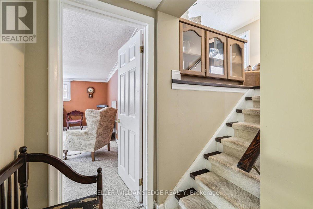 359 Pepper Drive, Burlington, Ontario  L7R 3C8 - Photo 27 - W12723686