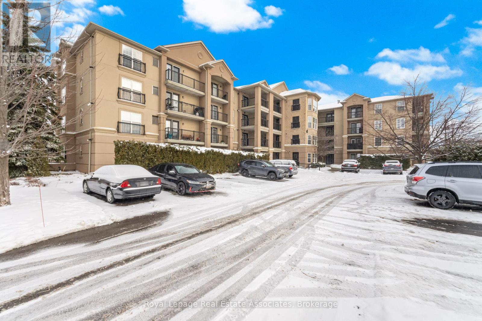 107 - 2055 Appleby Line, Burlington, Ontario  L7L 7H1 - Photo 2 - W12723704