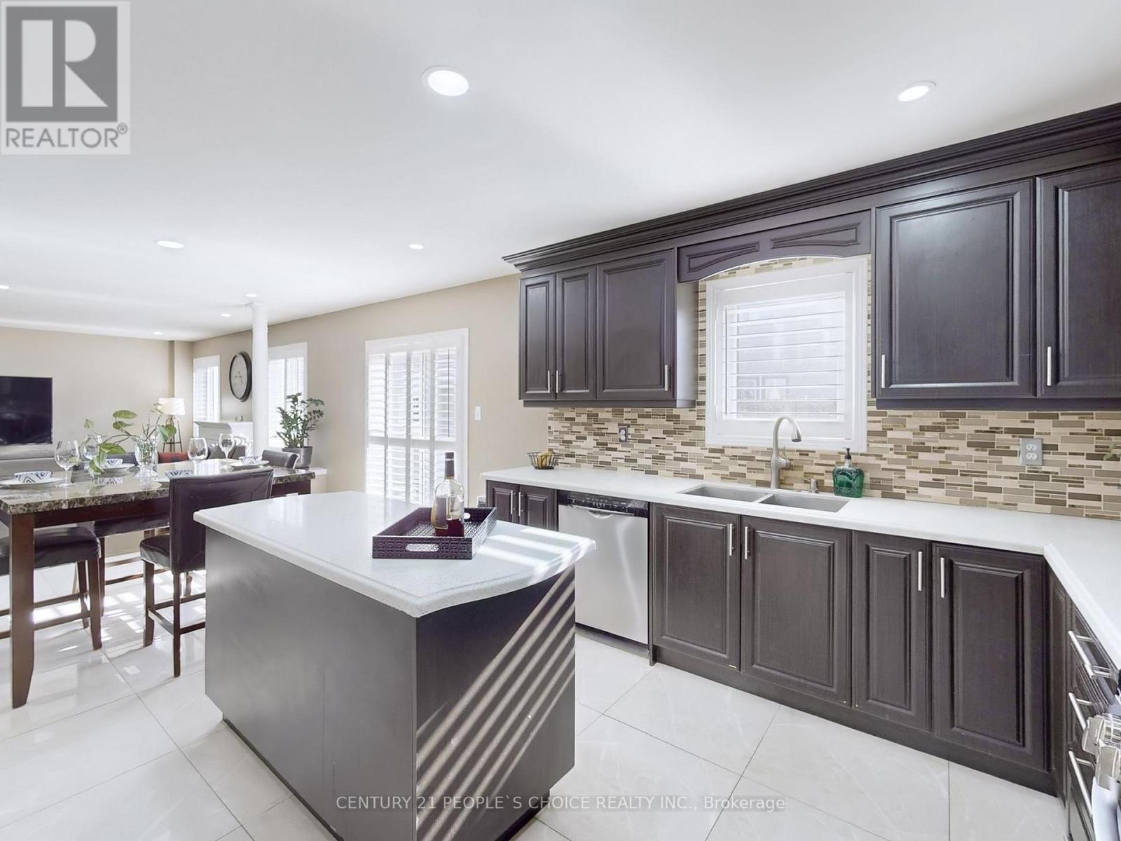 230 Edenbrook Hill Drive, Brampton, Ontario  L7A 2W7 - Photo 20 - W12723734