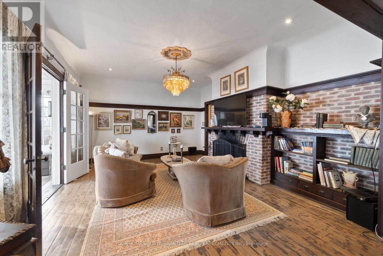 227 Green Street, Burlington, Ontario  L7R 0B1 - Photo 10 - W12723752