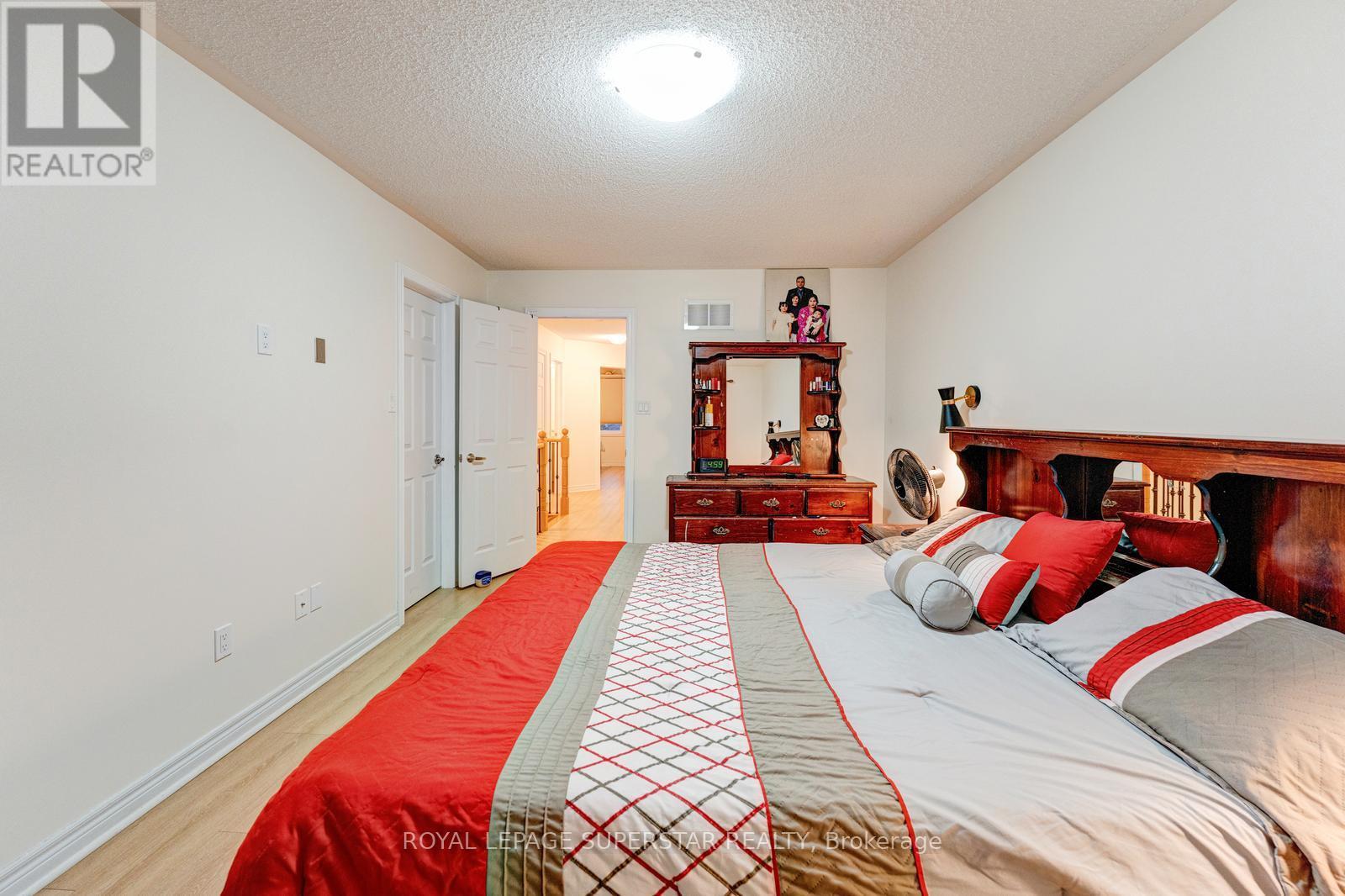 22 Merrickville Way, Brampton, Ontario  L6Y 0V5 - Photo 28 - W12723808