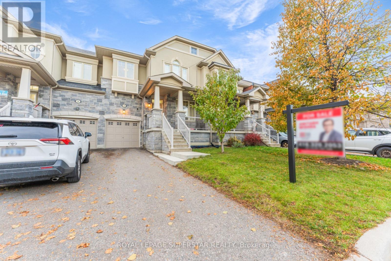 22 Merrickville Way, Brampton, Ontario  L6Y 0V5 - Photo 4 - W12723808