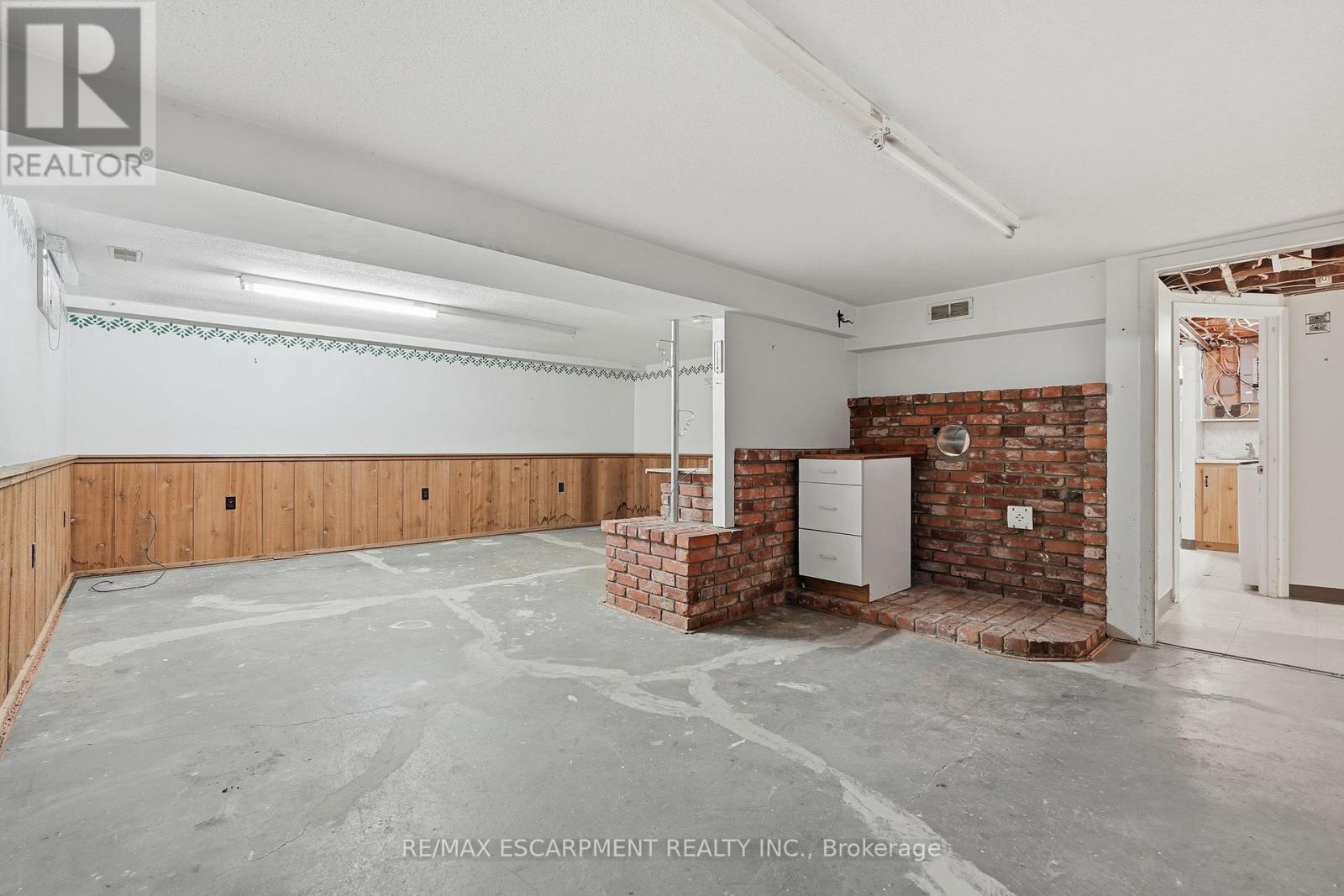 92 Gary Avenue, Hamilton, Ontario  L8S 1Y5 - Photo 35 - X12710528