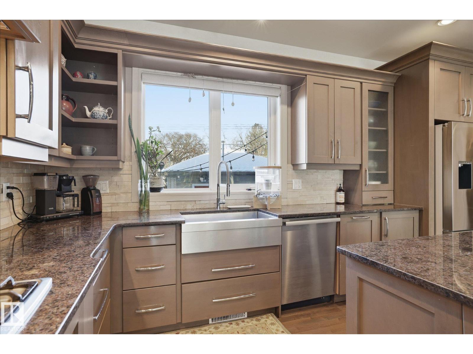 9646 79 Av Nw, Edmonton, Alberta  T6C 0S2 - Photo 14 - E4470858