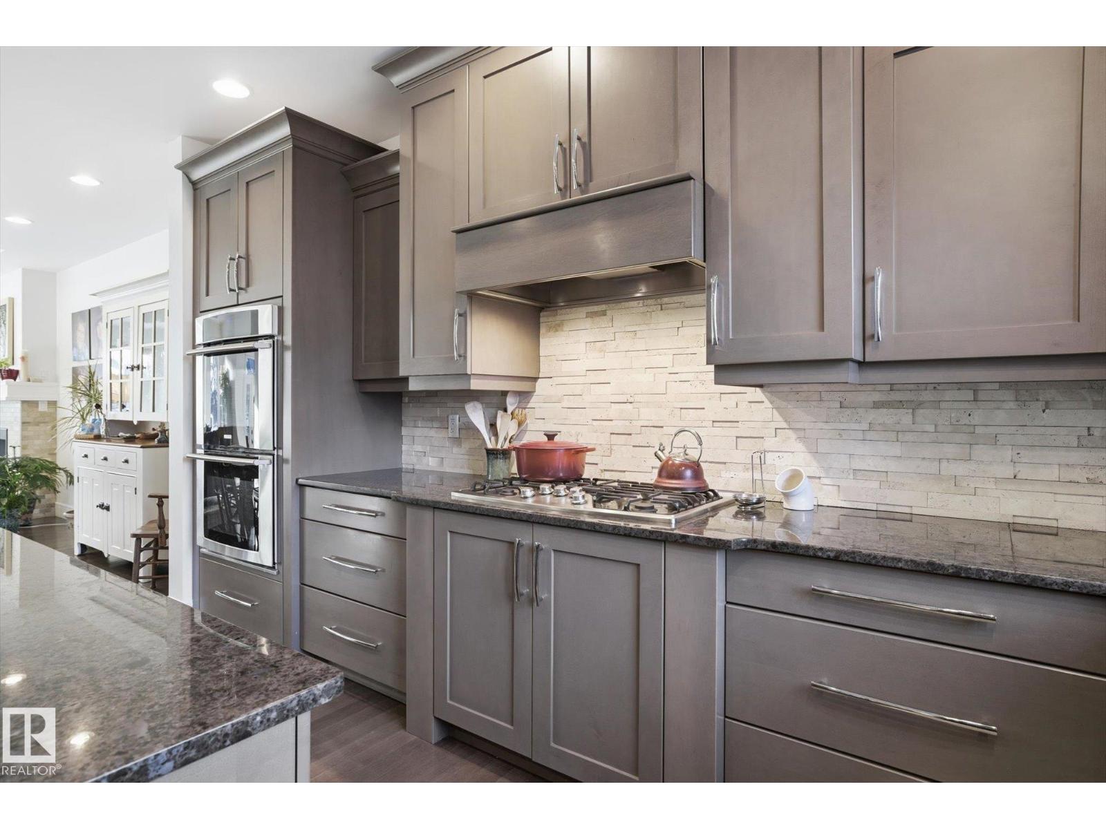 9646 79 Av Nw, Edmonton, Alberta  T6C 0S2 - Photo 15 - E4470858