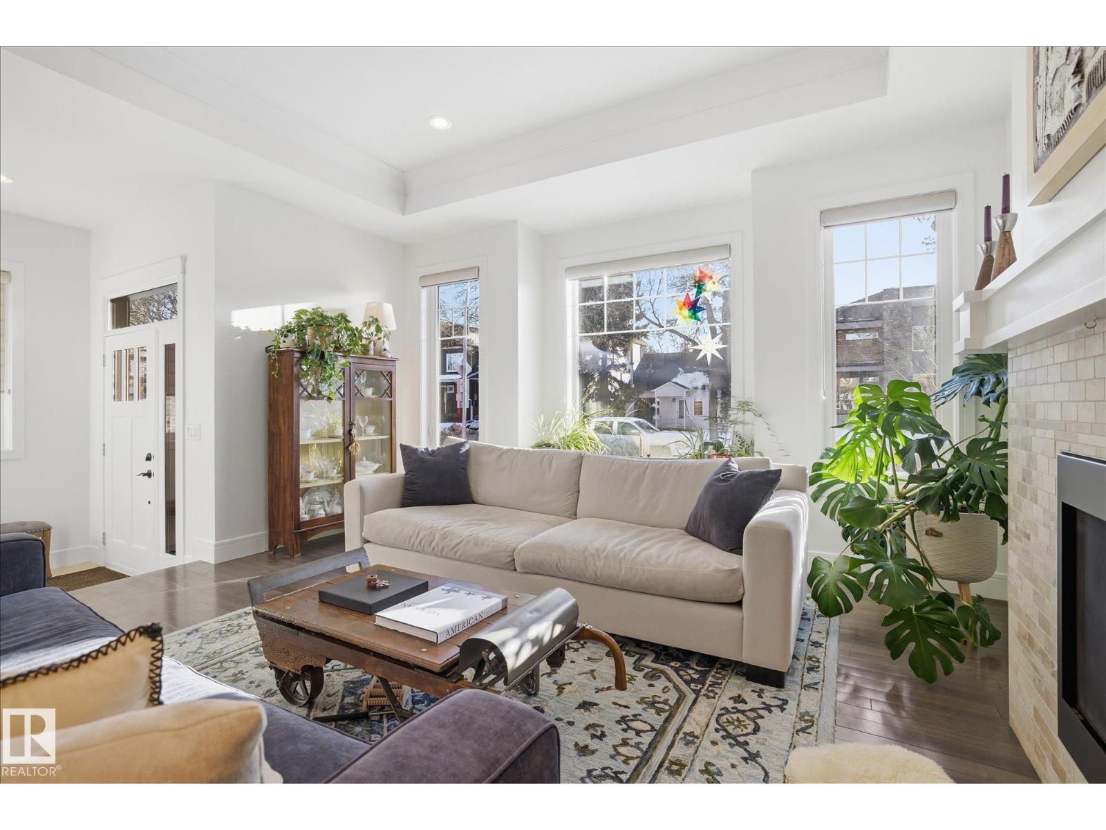 9646 79 Av Nw, Edmonton, Alberta  T6C 0S2 - Photo 7 - E4470858