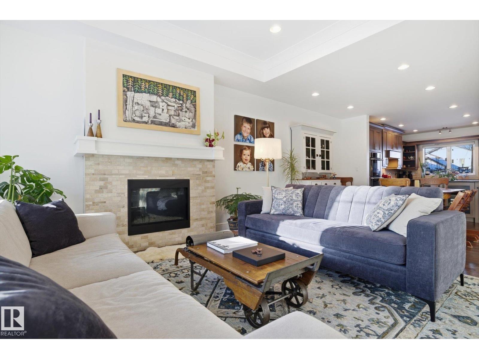 9646 79 Av Nw, Edmonton, Alberta  T6C 0S2 - Photo 8 - E4470858