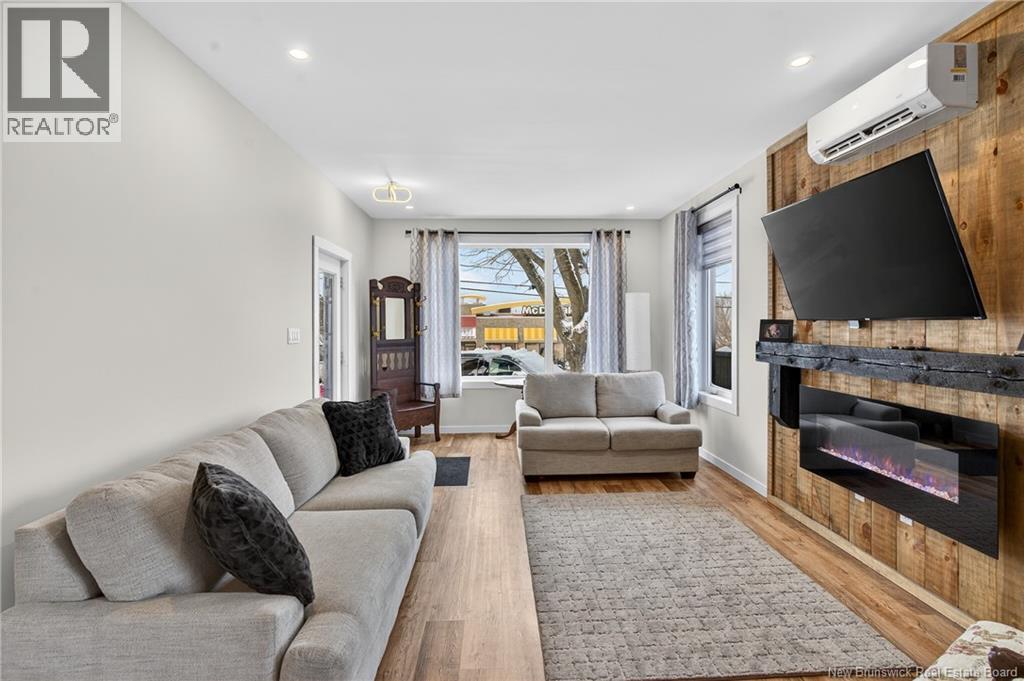 182 Roseberry Street, Campbellton, New Brunswick  E3N 2H3 - Photo 6 - NB132405