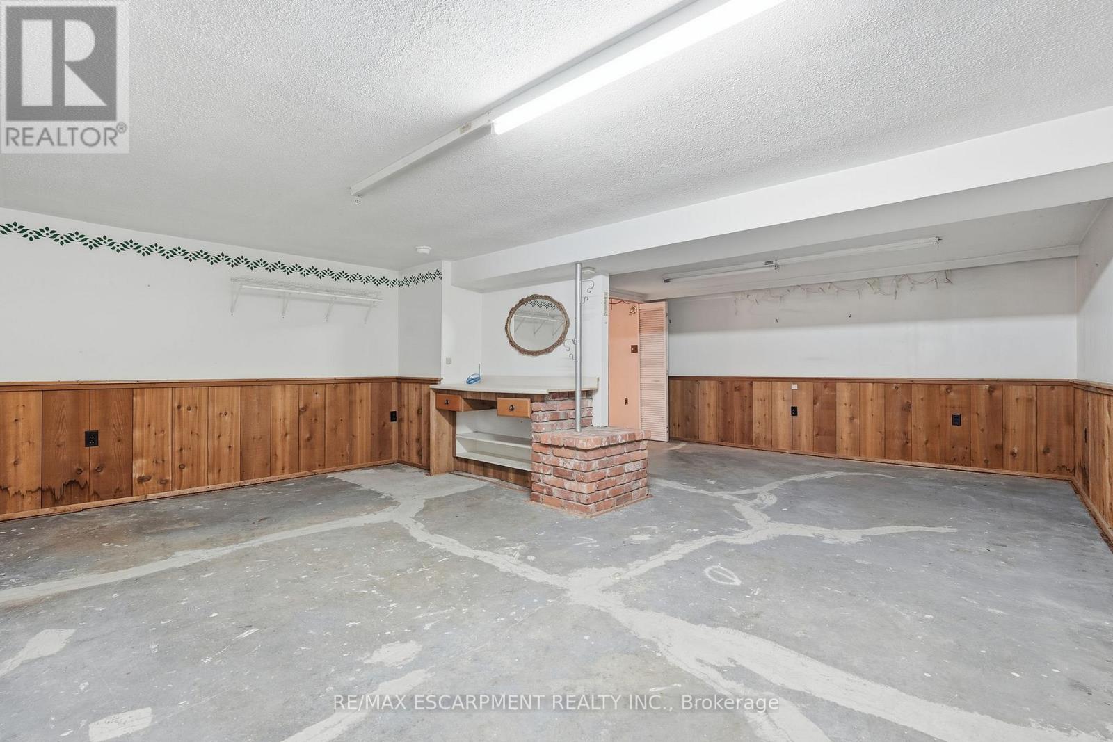 92 Gary Avenue, Hamilton, Ontario  L8S 1Y5 - Photo 36 - X12710528