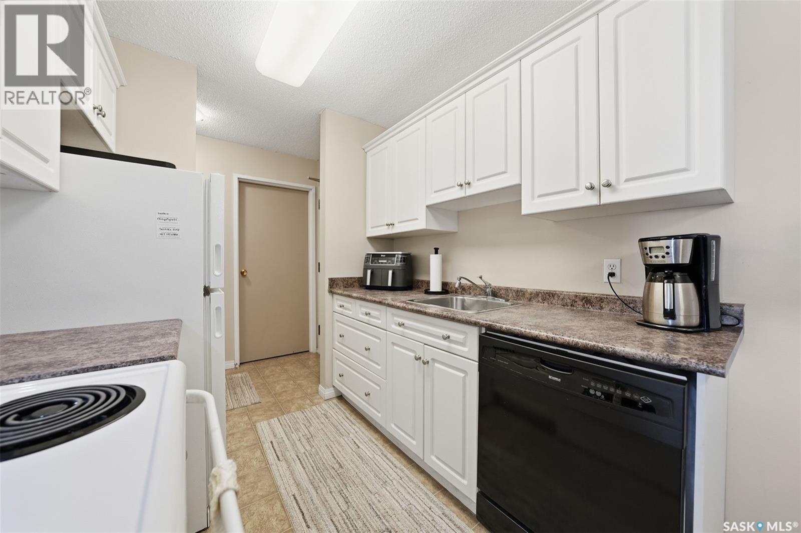 418 1580 Olive Diefenbaker Drive, Prince Albert, Saskatchewan  S6V 7M6 - Photo 6 - SK027294