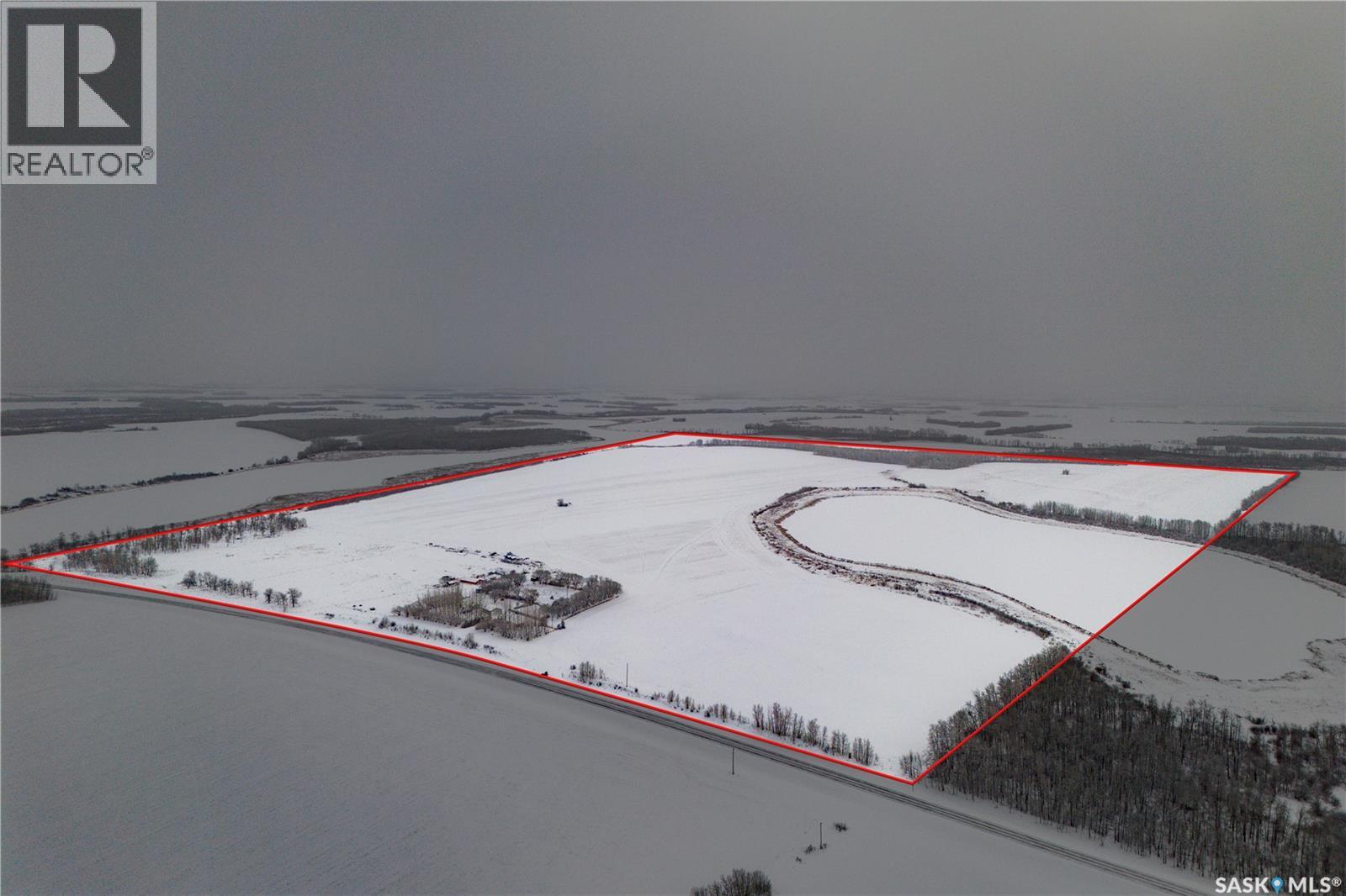 Pierce Farm, Pleasantdale Rm No. 398, Saskatchewan  S0K 2Z0 - Photo 1 - SK027281