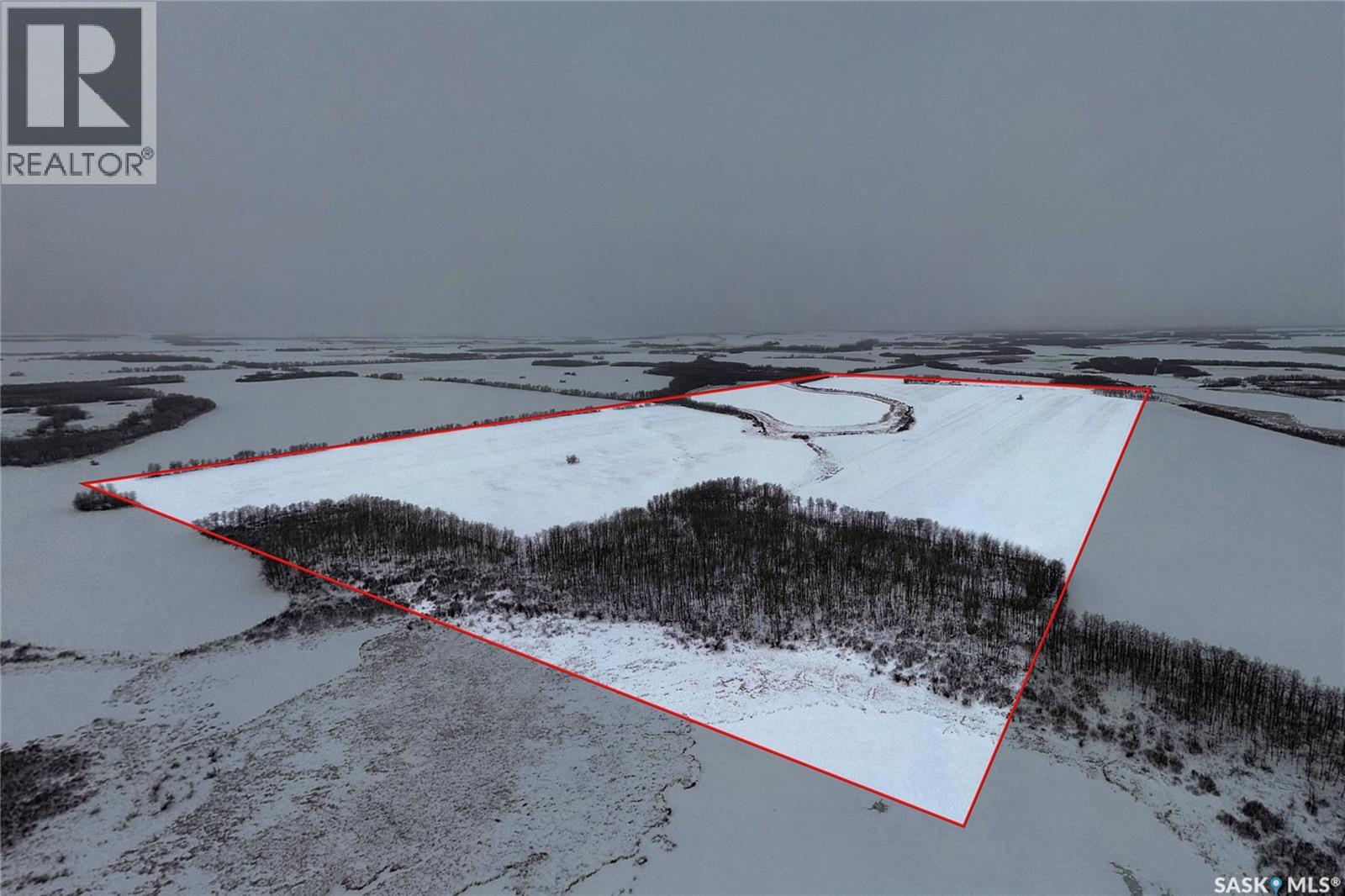 Pierce Farm, Pleasantdale Rm No. 398, Saskatchewan  S0K 2Z0 - Photo 2 - SK027281