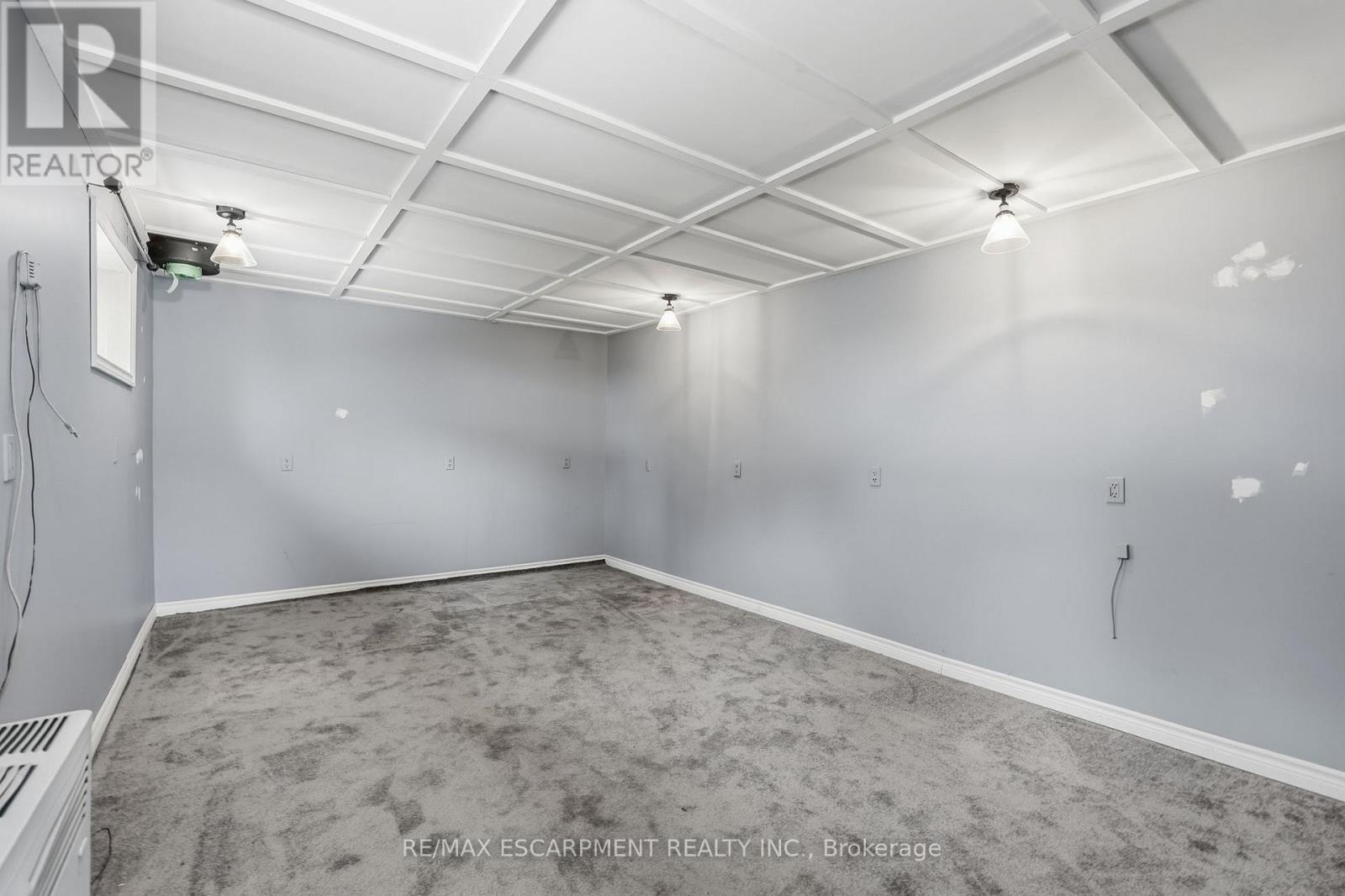 92 Gary Avenue, Hamilton, Ontario  L8S 1Y5 - Photo 42 - X12710528