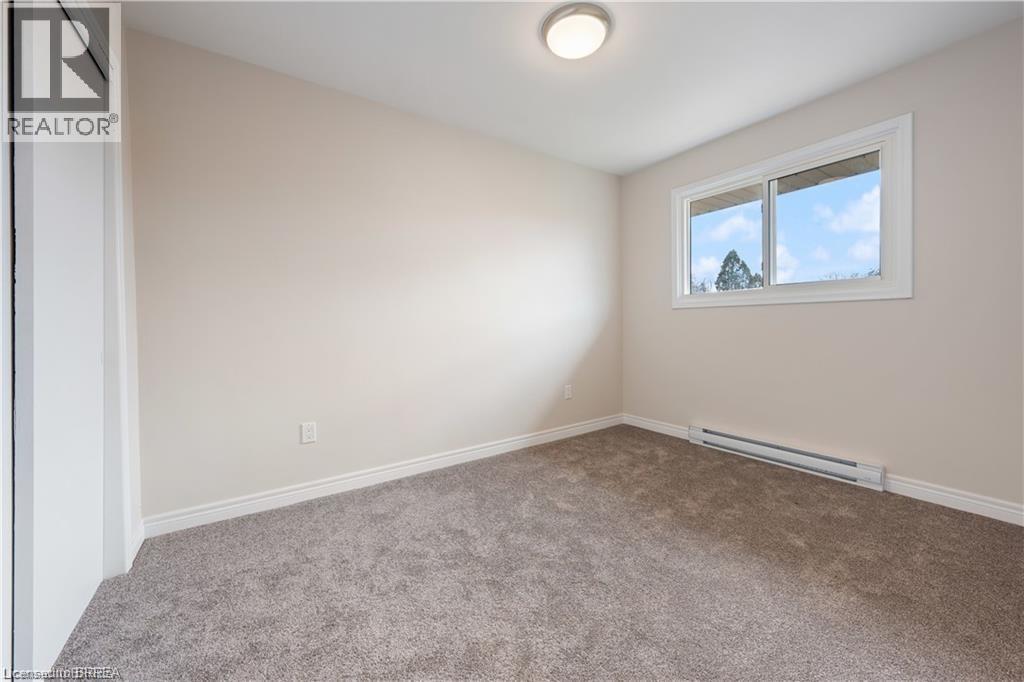 30 Rowanwood Avenue, Brantford, Ontario  N3S 7B9 - Photo 10 - 40800494