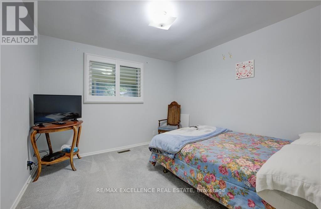 131 Gracefield Crescent, Kitchener, Ontario  N2E 1R8 - Photo 15 - X12723626