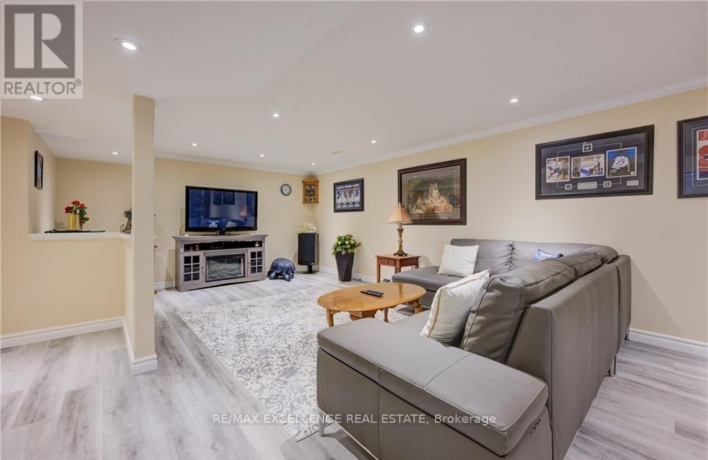 131 Gracefield Crescent, Kitchener, Ontario  N2E 1R8 - Photo 20 - X12723626