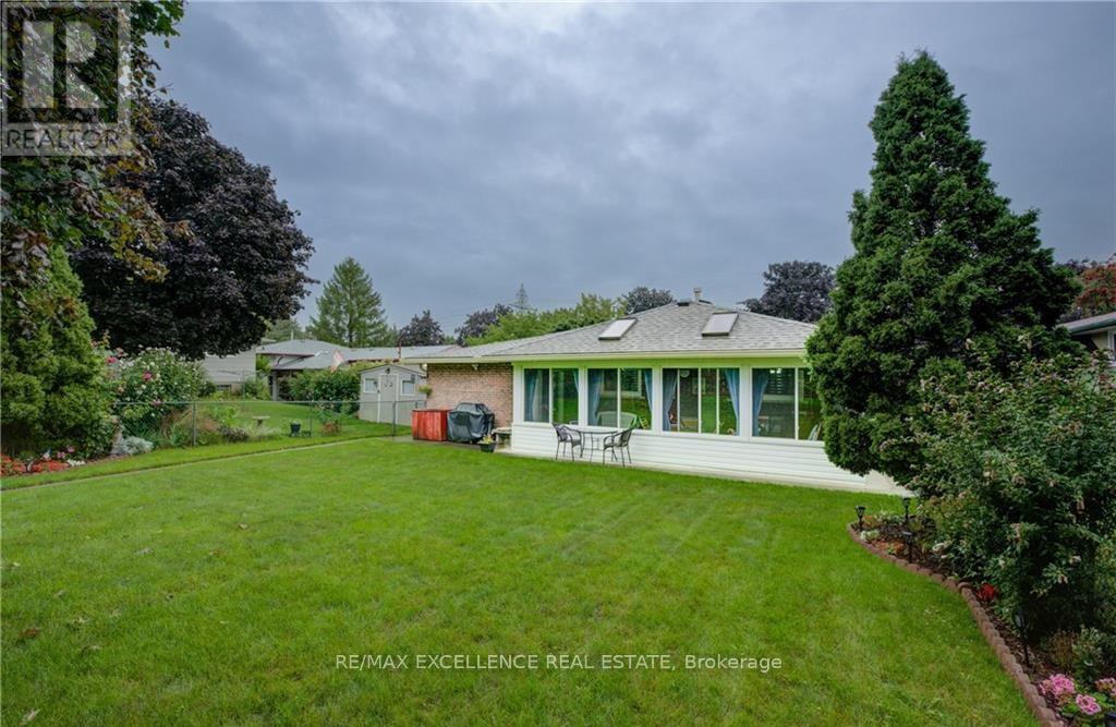 131 Gracefield Crescent, Kitchener, Ontario  N2E 1R8 - Photo 31 - X12723626