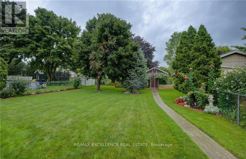 131 Gracefield Crescent, Kitchener, Ontario  N2E 1R8 - Photo 32 - X12723626