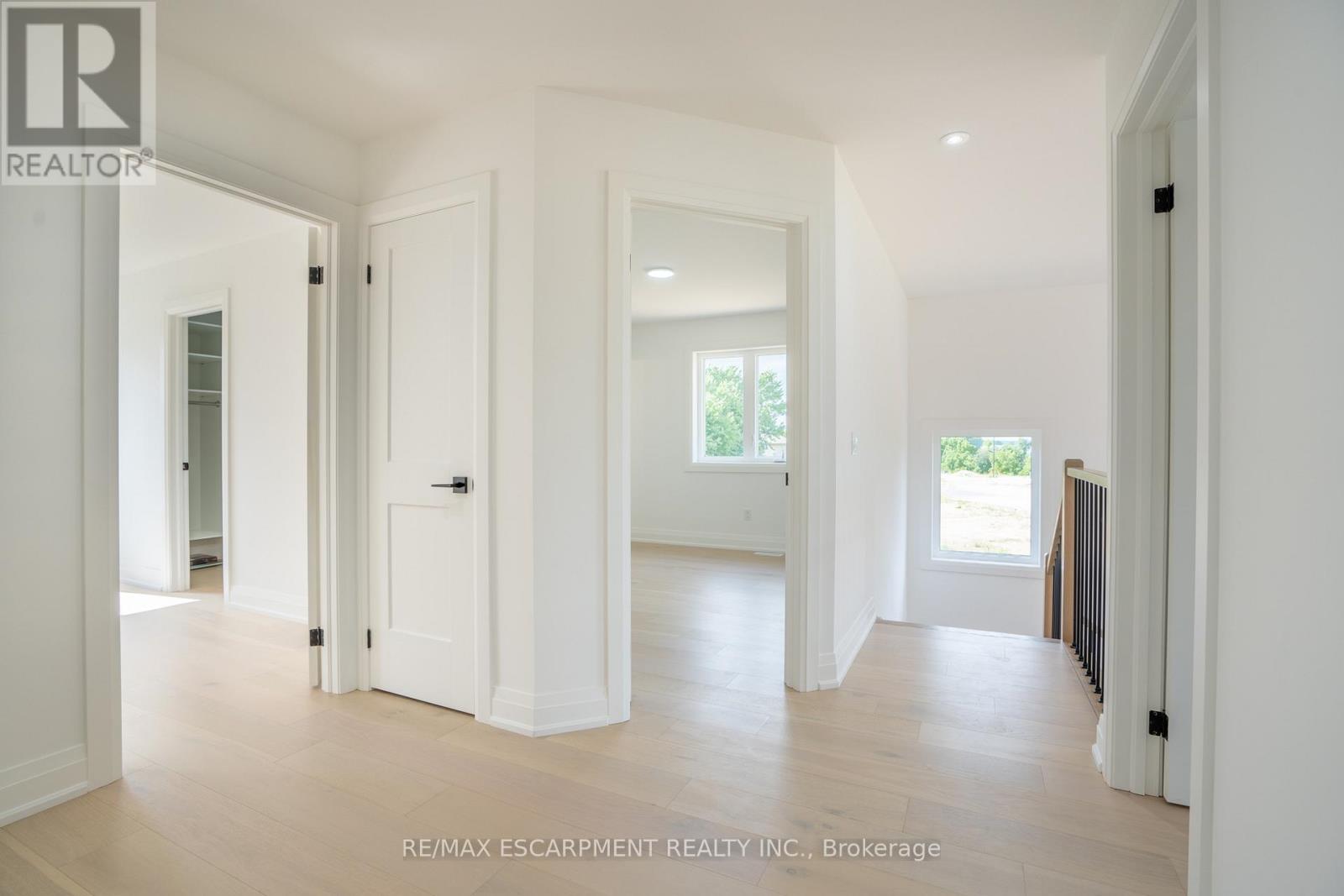 161 Pike Creek Drive, Haldimand, Ontario  N0A 1E0 - Photo 16 - X12723650