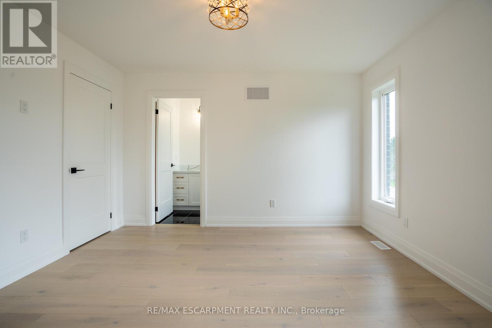 161 Pike Creek Drive, Haldimand, Ontario  N0A 1E0 - Photo 26 - X12723650