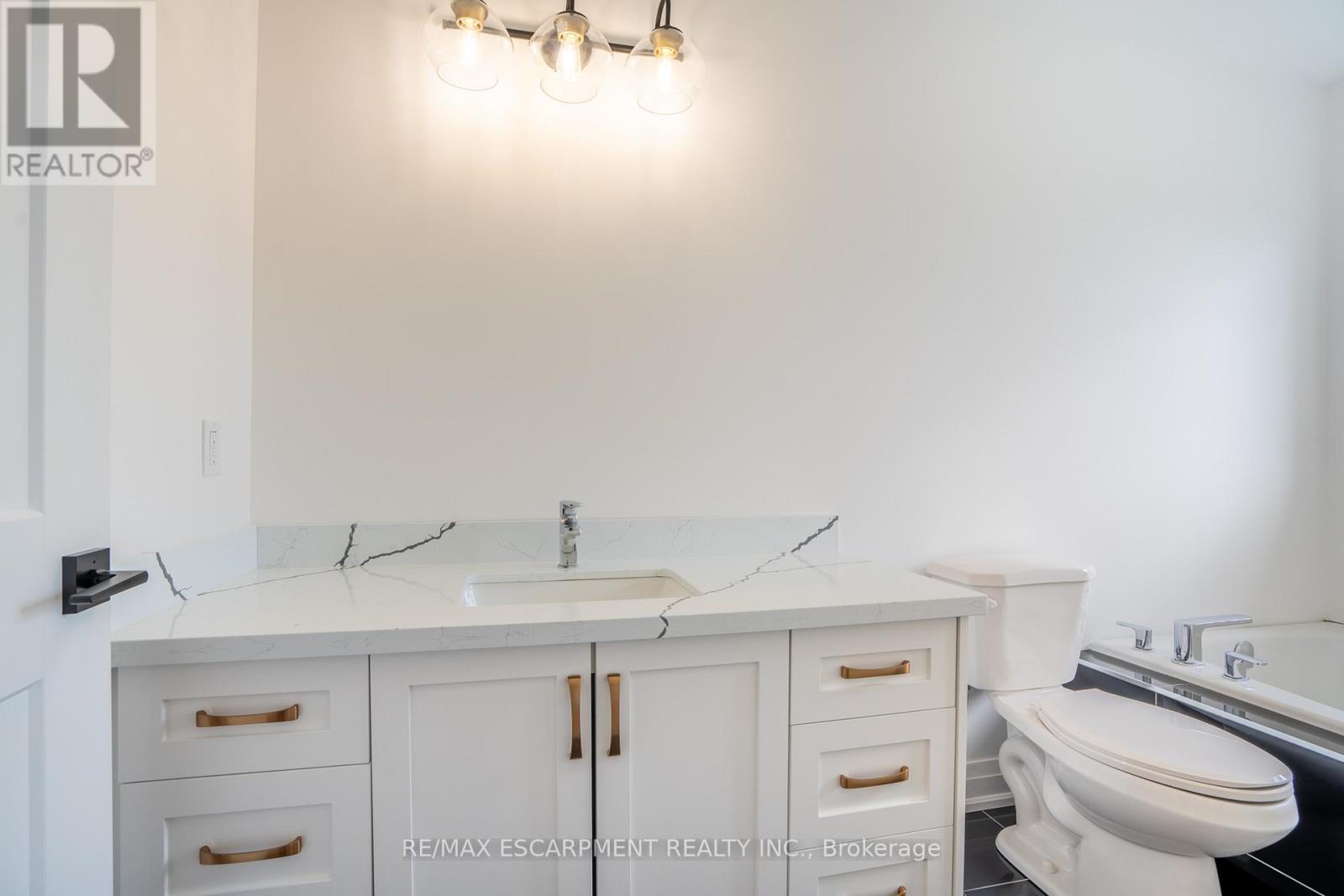 161 Pike Creek Drive, Haldimand, Ontario  N0A 1E0 - Photo 28 - X12723650