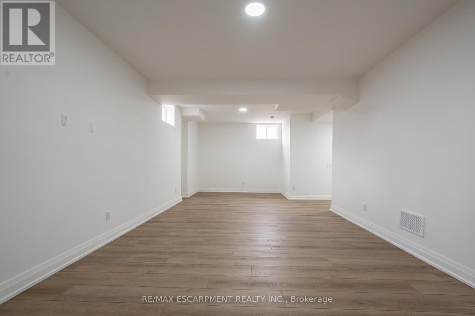 161 Pike Creek Drive, Haldimand, Ontario  N0A 1E0 - Photo 36 - X12723650