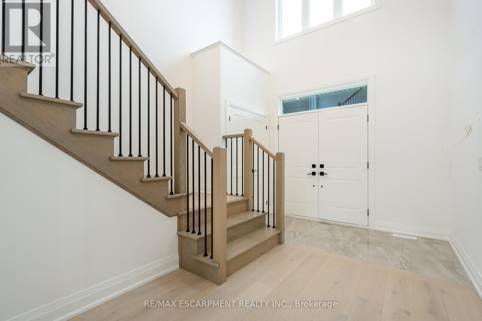 161 Pike Creek Drive, Haldimand, Ontario  N0A 1E0 - Photo 4 - X12723650